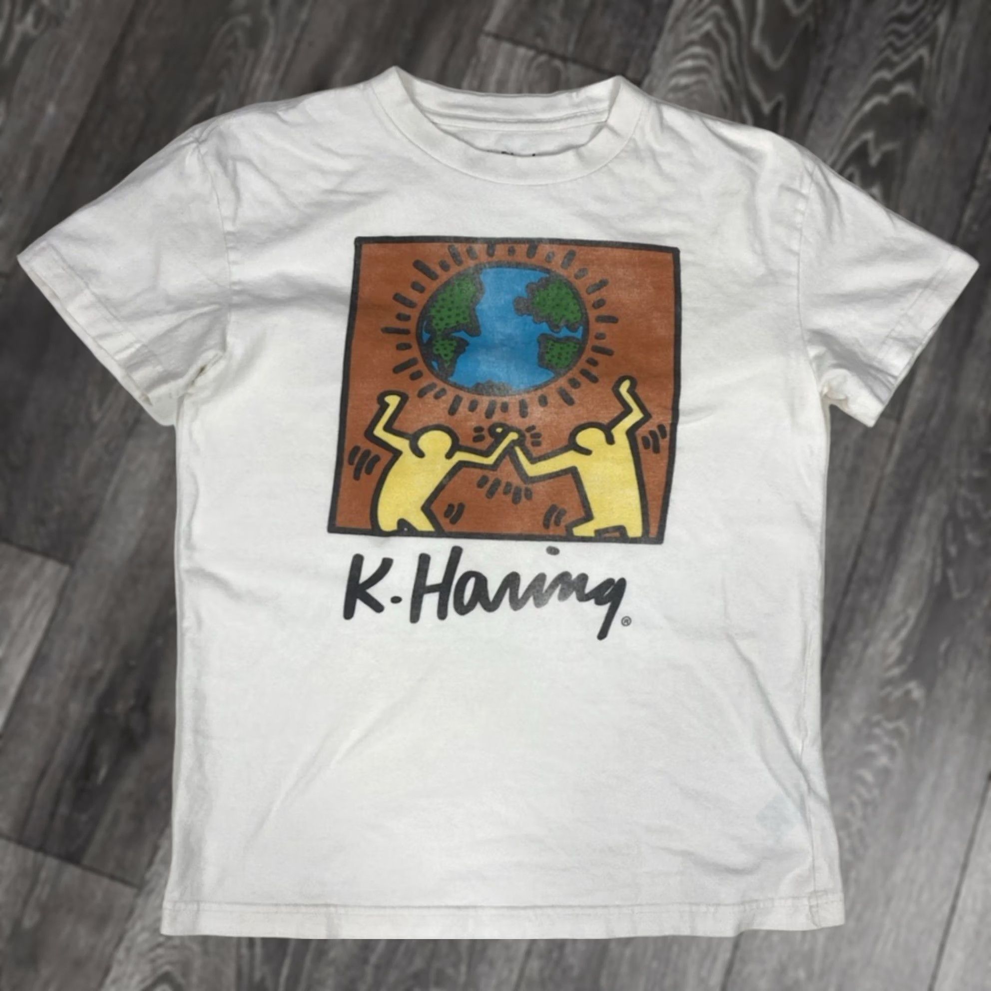 Abercrombie & Fitch VINTAGE Abercrombie & Fitch Keith Haring Retro Art Graphic T-shirt Women Small Size S / US 4 / IT 40 - 1 Thumbnail