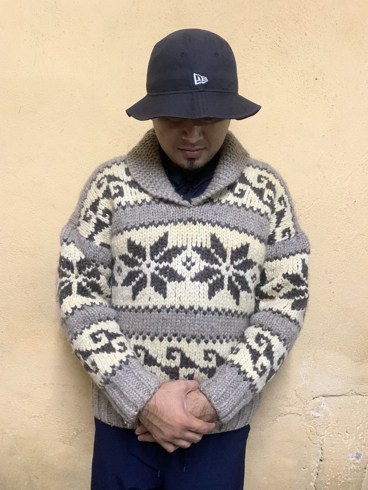 Vintage Vintage Cowichan sweater - unbranded Size US M / EU 48-50 / 2 - 7 Thumbnail