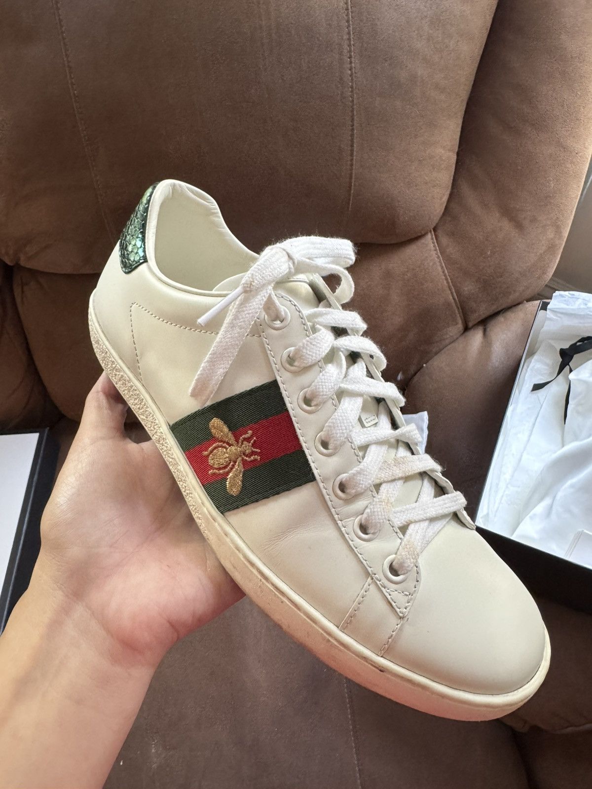 Gucci Women’s Gucci Ace Sneaker with bee Size US 7.5 / IT 37.5 - 5 Thumbnail