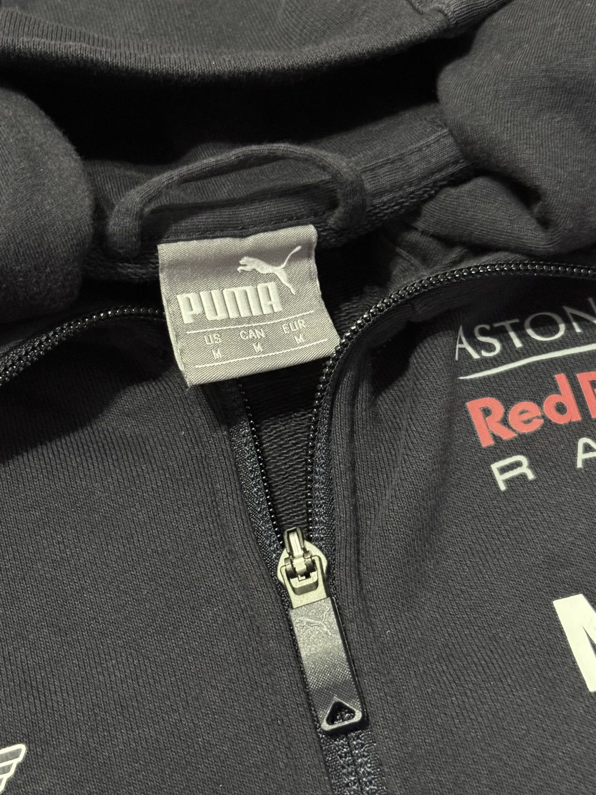 Puma 🔷Puma Red Bull Racing Formula 1 Aston Martin Zip Hoodie🔷 Size US M / EU 48-50 / 2 - 5 Thumbnail