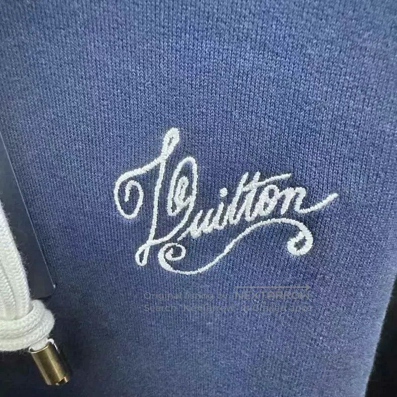 Louis Vuitton Louis Vuitton SS24 logo graphic casual drawstring hooded s Size US M / EU 48-50 / 2 - 4 Thumbnail