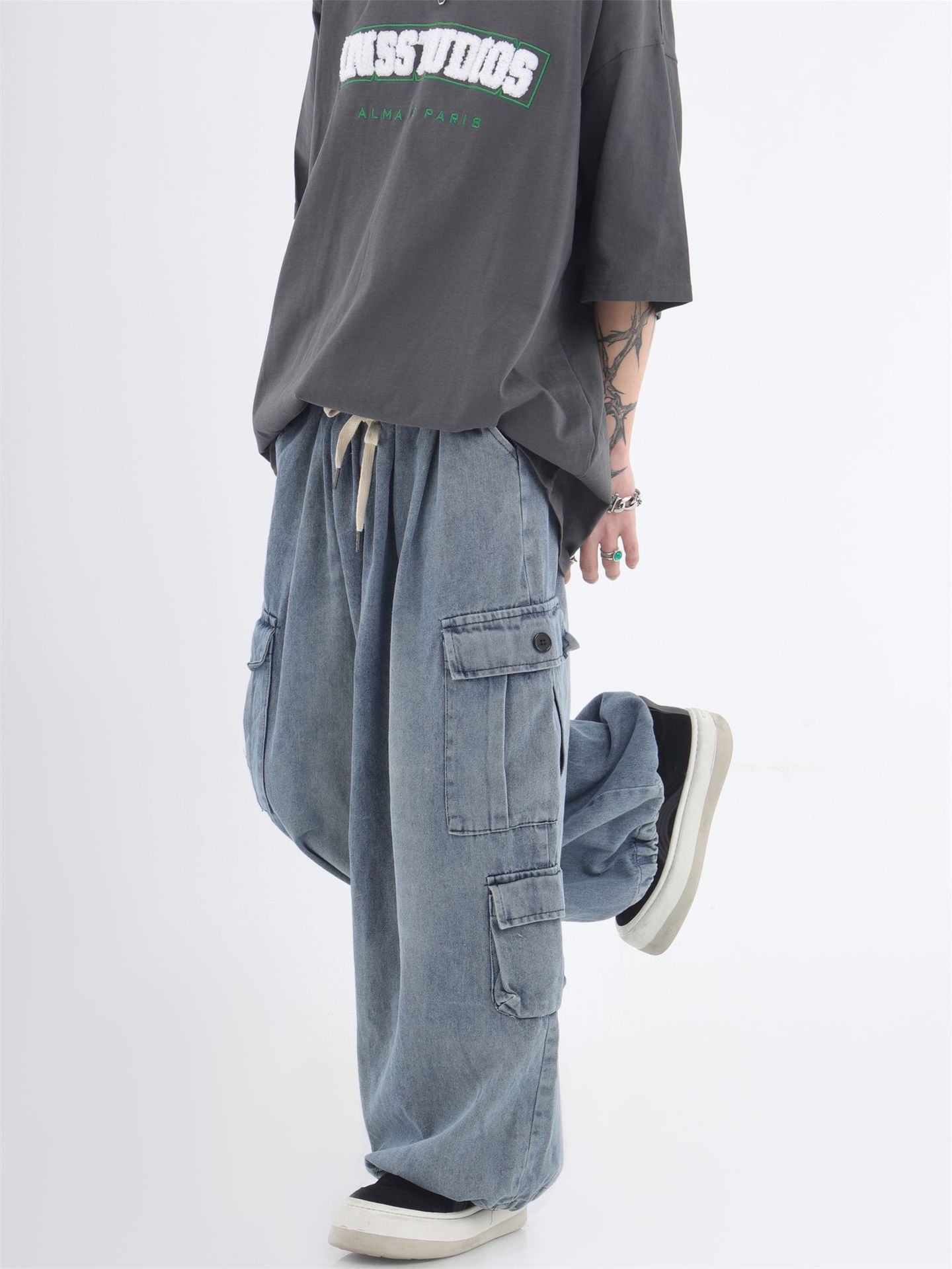 Jean Men's hip-hop washed loose wide-leg patch pocket jeans Size US 32 / EU 48 - 2 Thumbnail