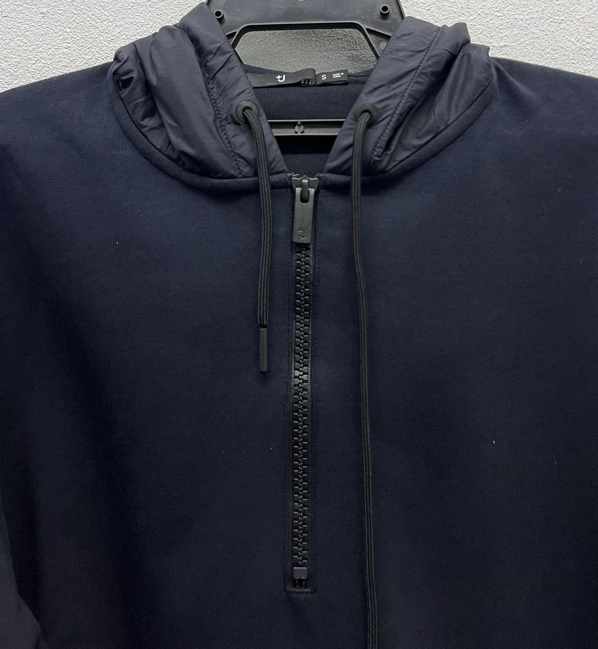 Uniqlo × Vintage VINTAGE UNIQLO HOODIE Size US S / EU 44-46 / 1 - 3 Thumbnail
