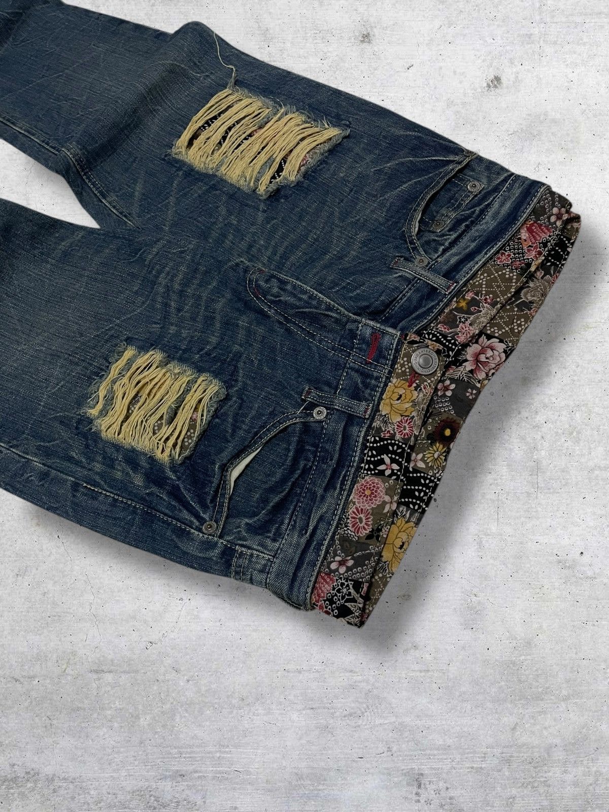Japanese Brand JAPAN DESIGNER KARAKURI TAMASHI RIPPED TRADITIONAL 90S DENIM Size US 31 - 6 Thumbnail