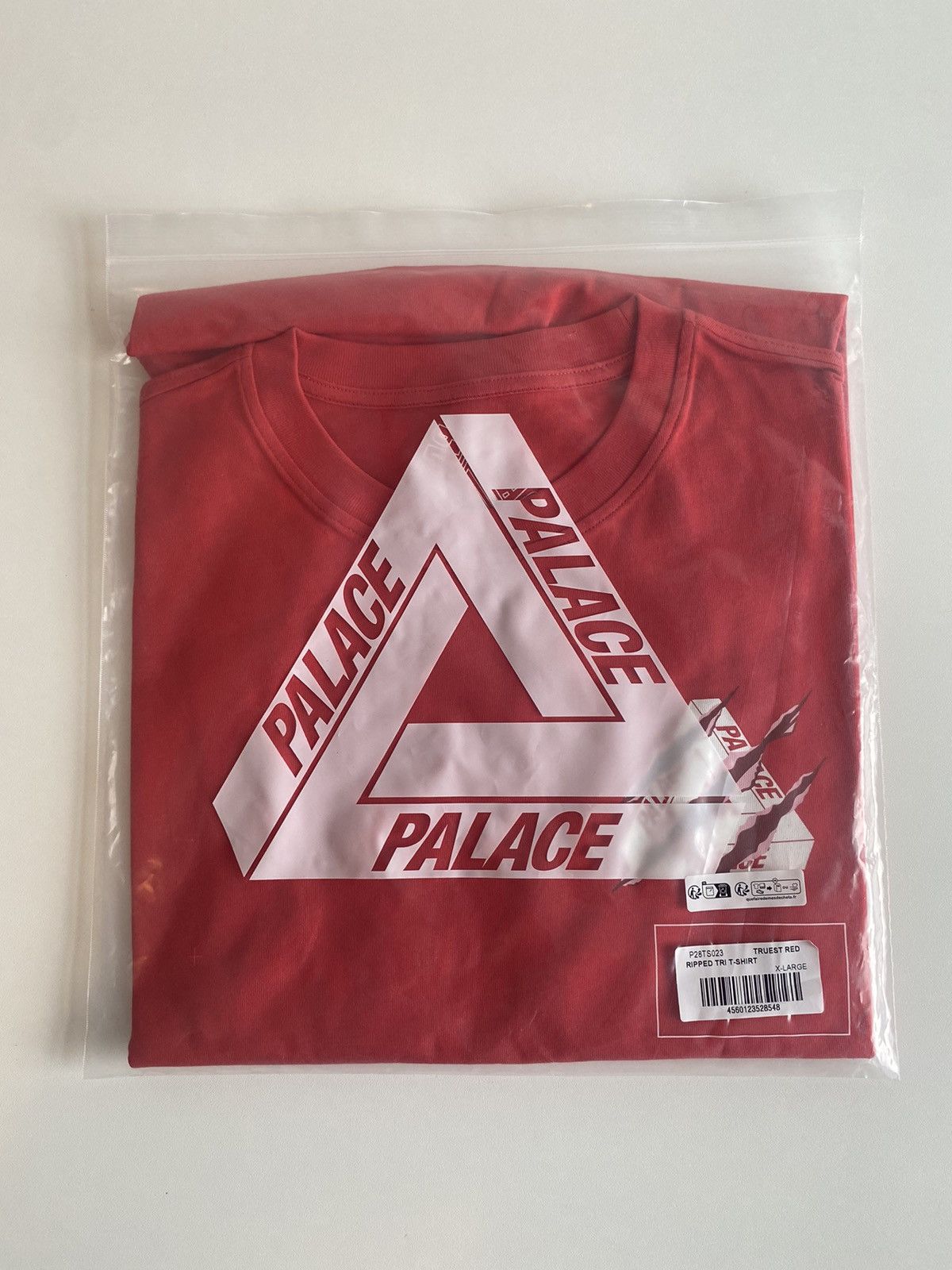 Palace Palace Tri Ripped T-Shirt Size US XL / EU 56 / 4 - 6 Thumbnail