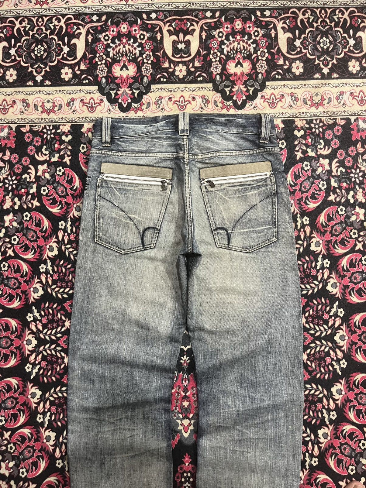 Japanese Brand Vintage Back Number Blue Washed Distressed Loose Fit Jeans Size US 32 / EU 48 - 6 Thumbnail