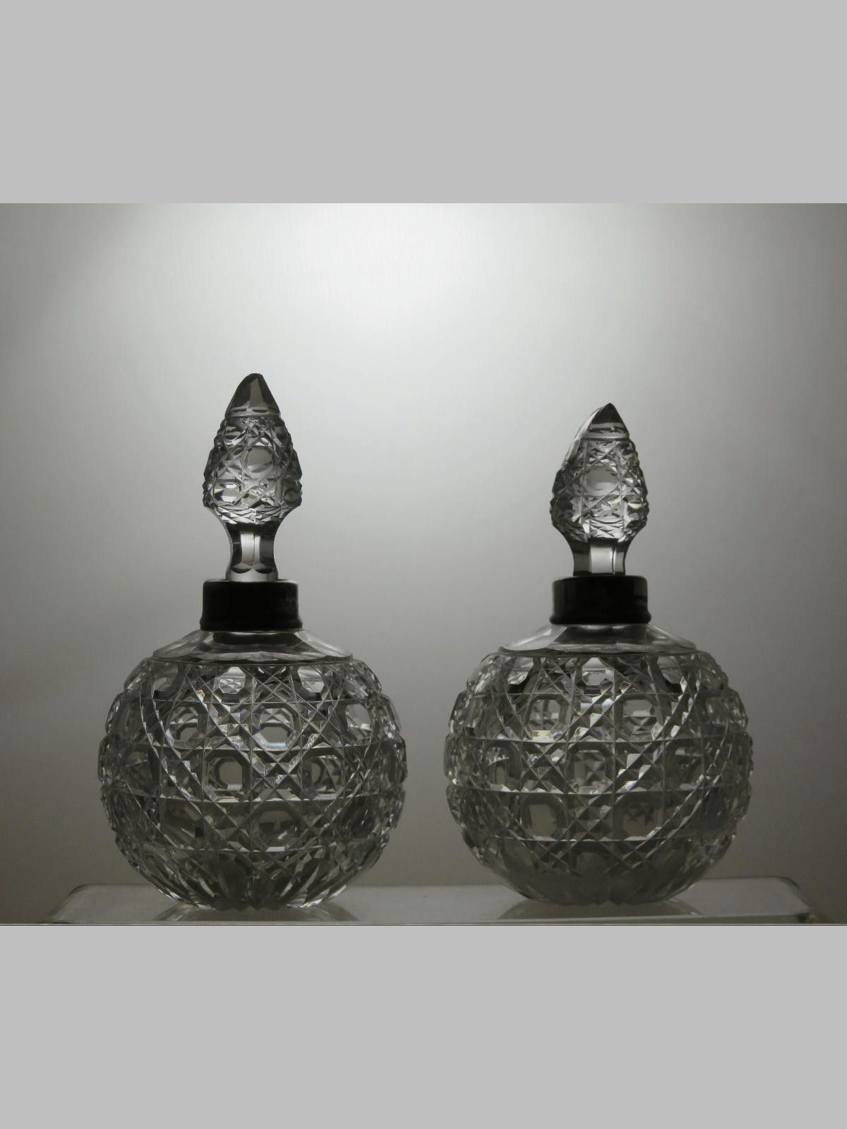 The Unbranded Brand 2 x Cut Crystal Bottles Small Decanters Solid Silver Neck Size ONE SIZE - 1 Thumbnail