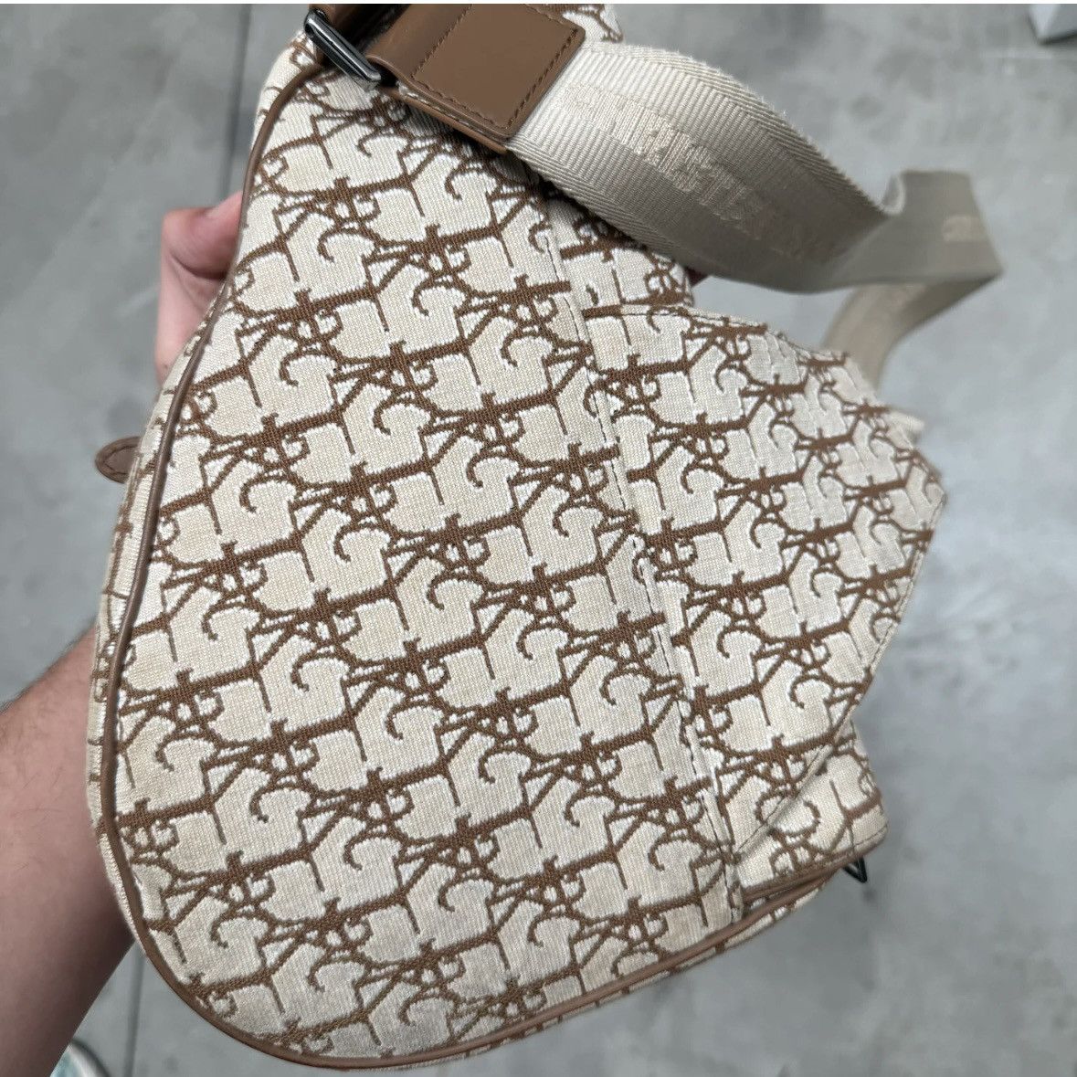 Dior × Travis Scott Dior x CACTUS JACK Oblique Jacquard Saddle Bag Size ONE SIZE - 12 Thumbnail
