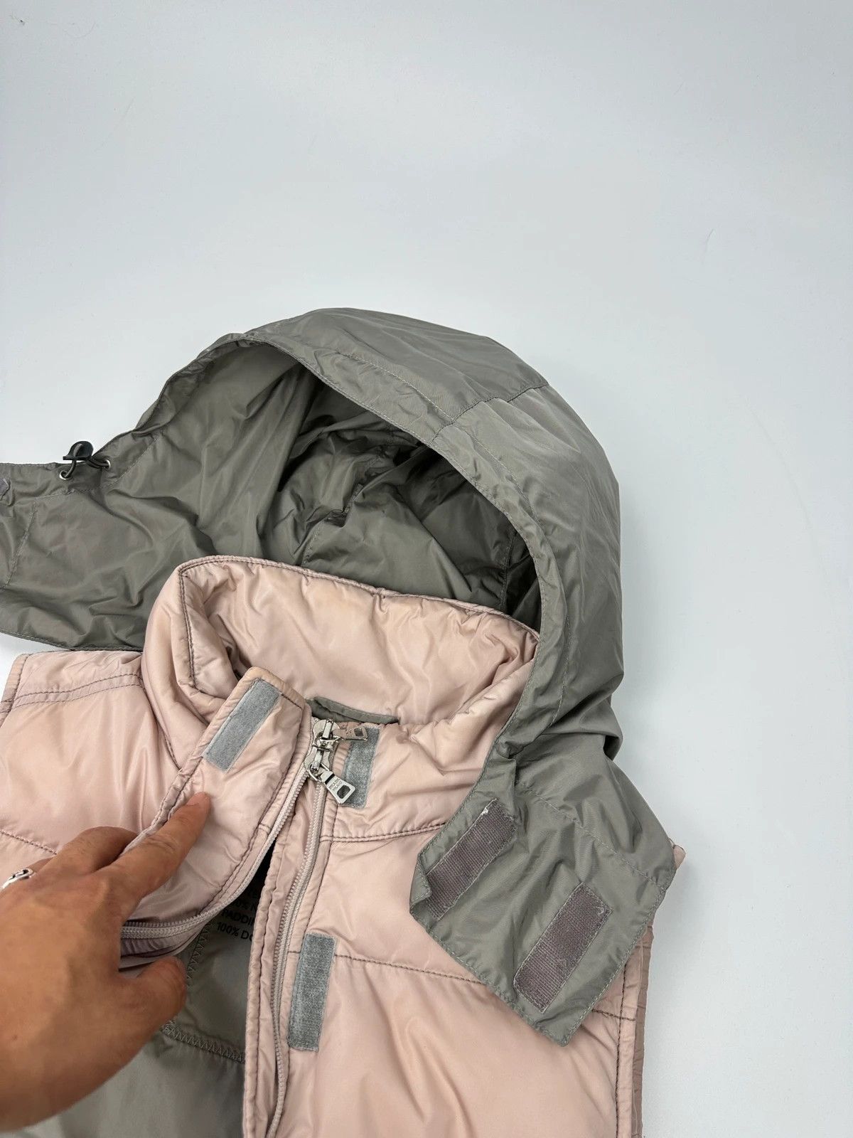 Prada Prada Sport 00s Pink SleevesLess Puffer Vest Down Jacket Size L / US 10 / IT 46 - 11 Thumbnail