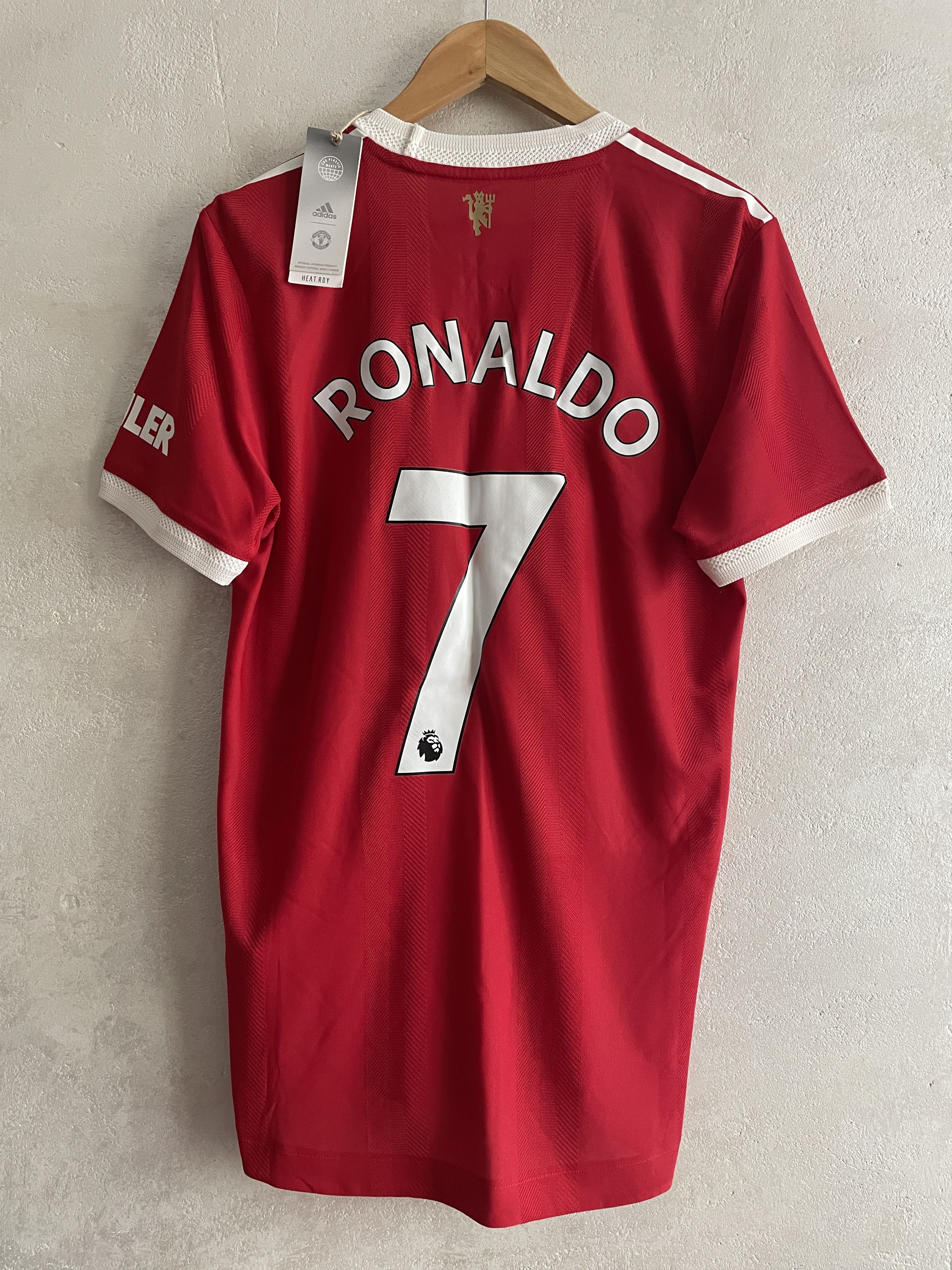 Adidas AUTHENTIC Ronaldo Manchester United Shirt 2021 2022 Jersey Size US M / EU 48-50 / 2 - 1 Thumbnail