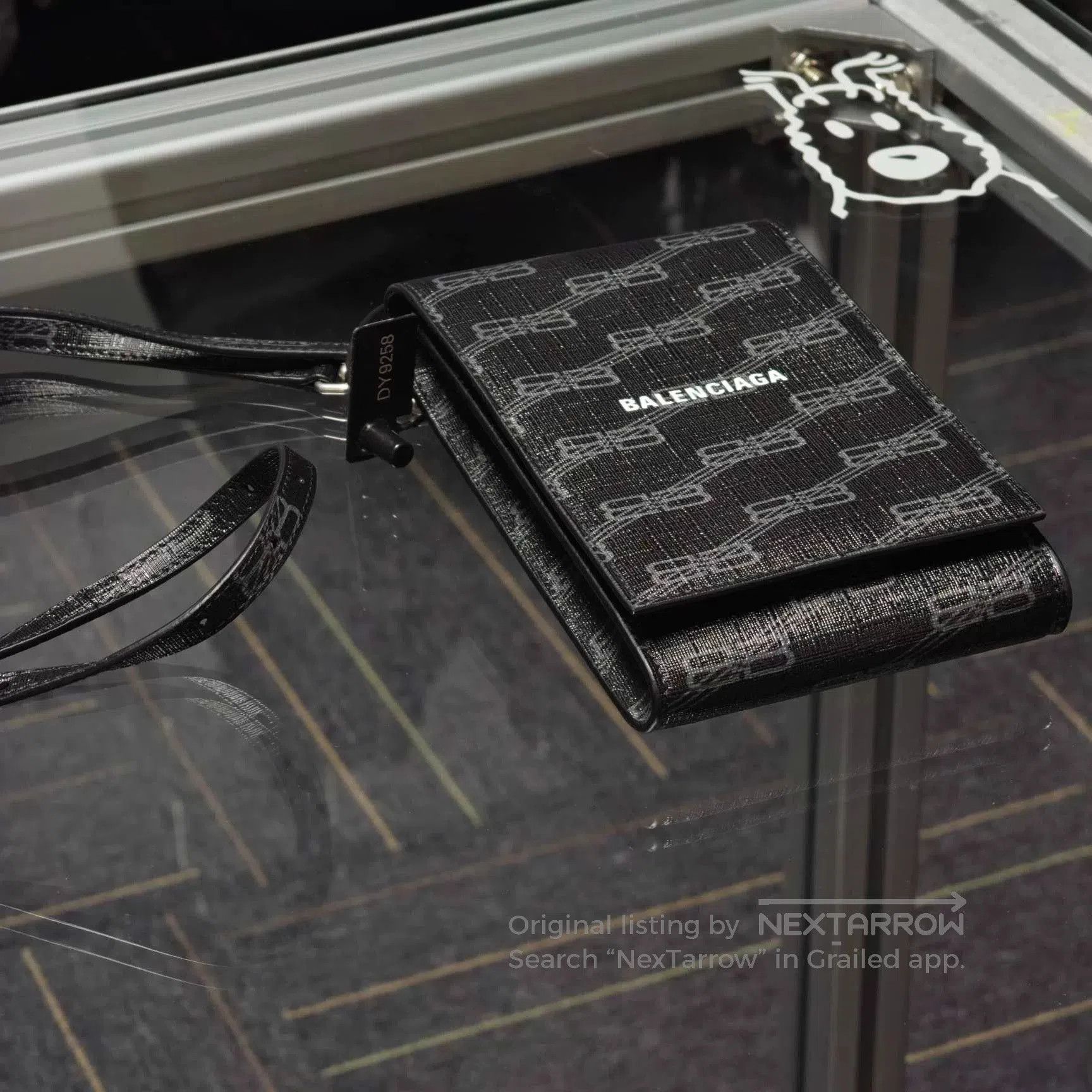 Balenciaga Balenciaga Double B Monogram Phone Bag. Size ONE SIZE - 1 Thumbnail