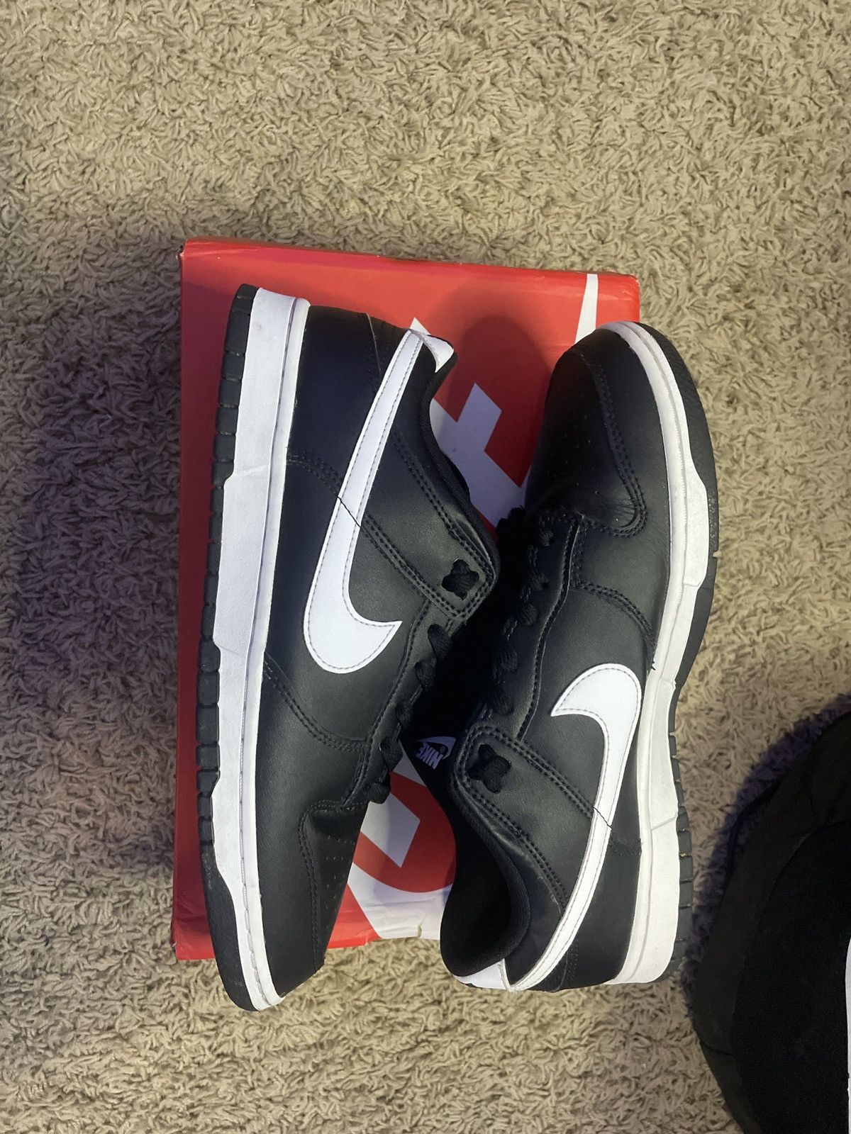 Nike Black Panda 2.0 Dunk Low Size US 10.5 / EU 43-44 - 2 Thumbnail