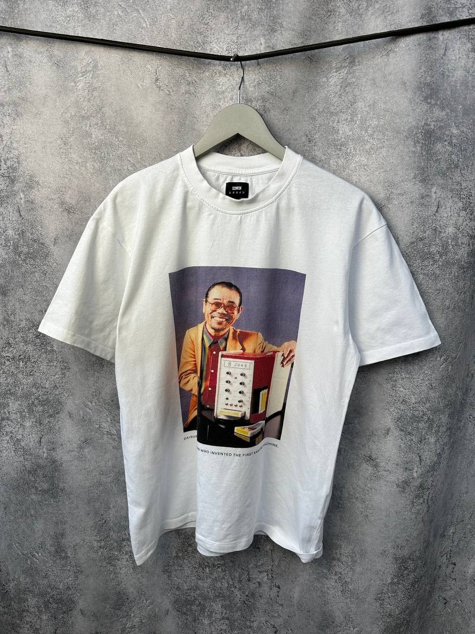 Edwin Edwin Daisuke White T-Shirt Tee LALALA Size US S / EU 44-46 / 1 - 1 Thumbnail