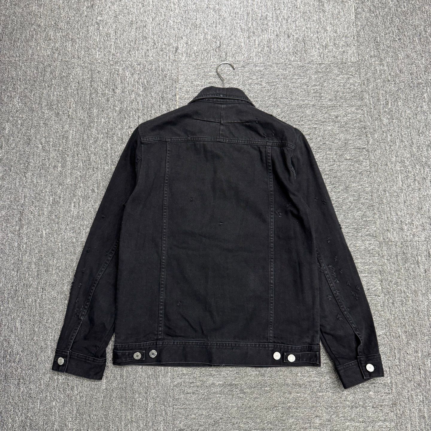 Givenchy Givenchy Distressed Denim Jacket M Size US M / EU 48-50 / 2 - 5 Thumbnail