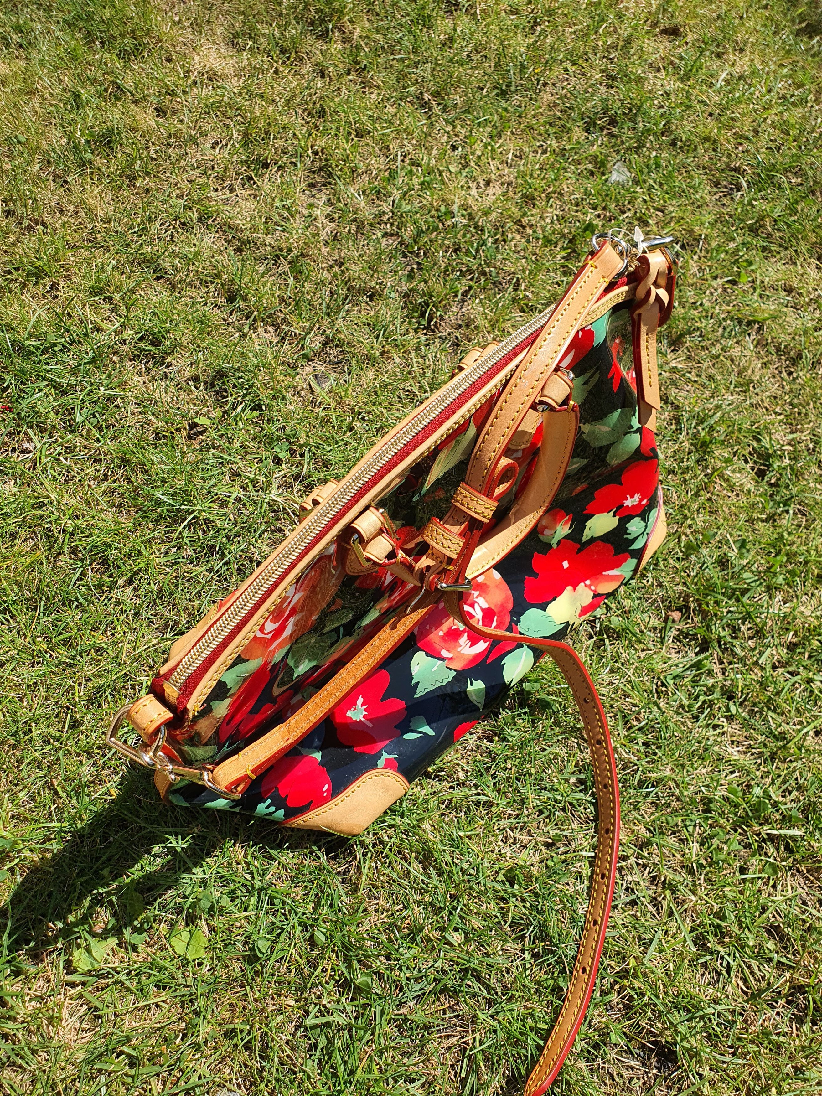 Dooney & Bourke Dooney & Bourke Multi-Color Flowers Bag Size ONE SIZE - 5 Thumbnail