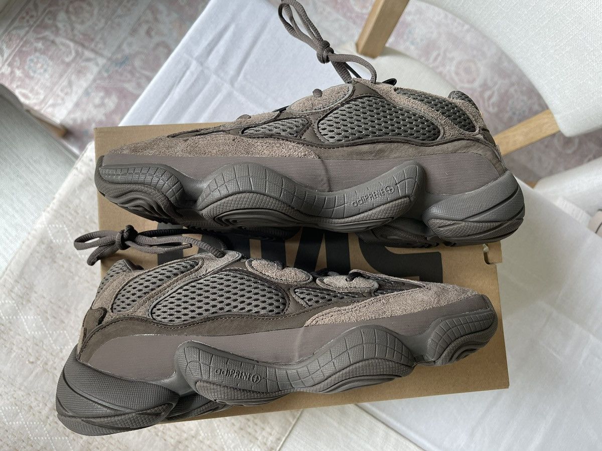 Adidas × Yeezy Adidas Yeezy 500 Size US 9 / EU 42 - 1 Thumbnail