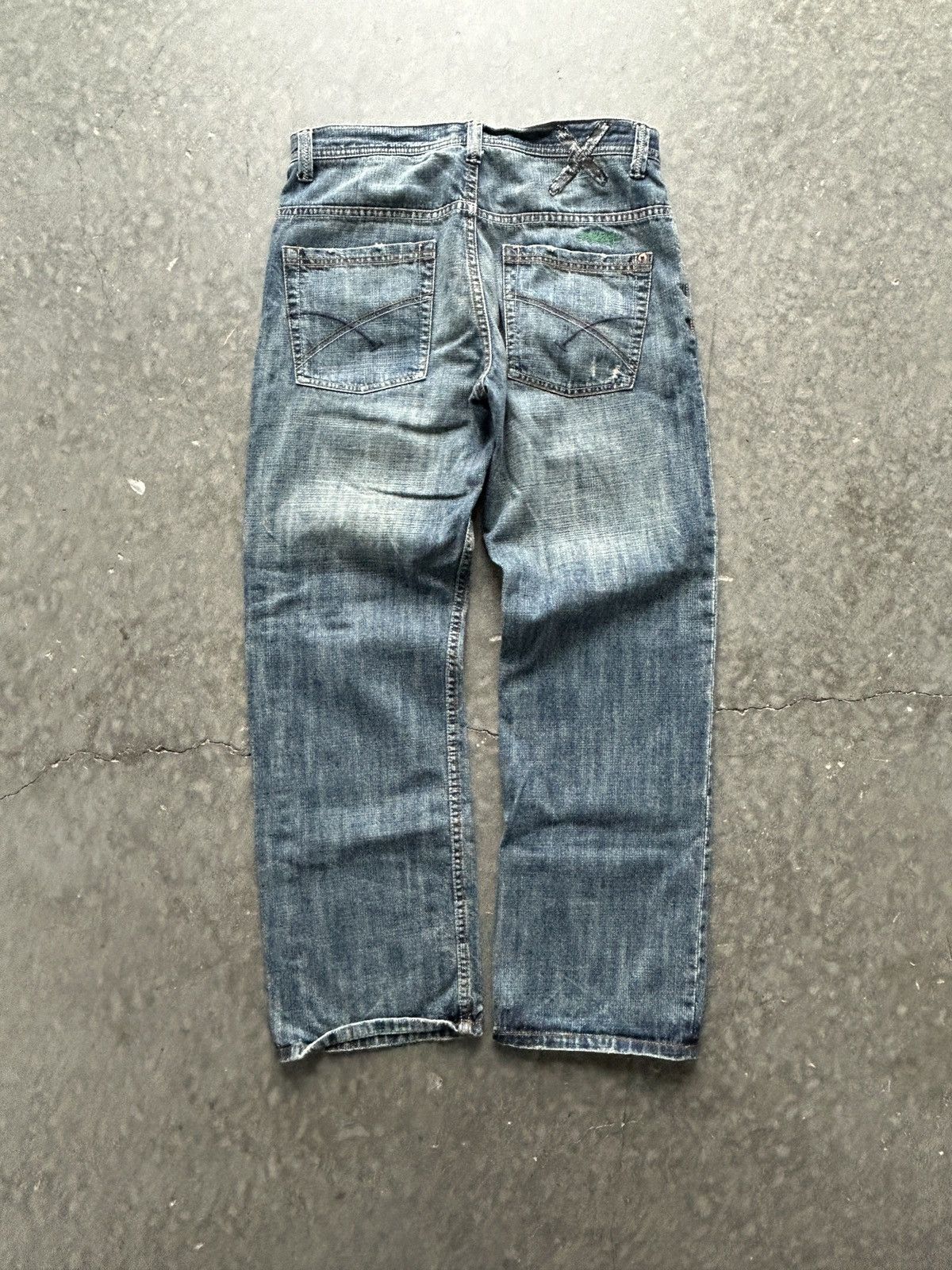 Billabong Vintage Y2K Billabong Baggy Jeans 31x30 Size US 31 - 10 Thumbnail