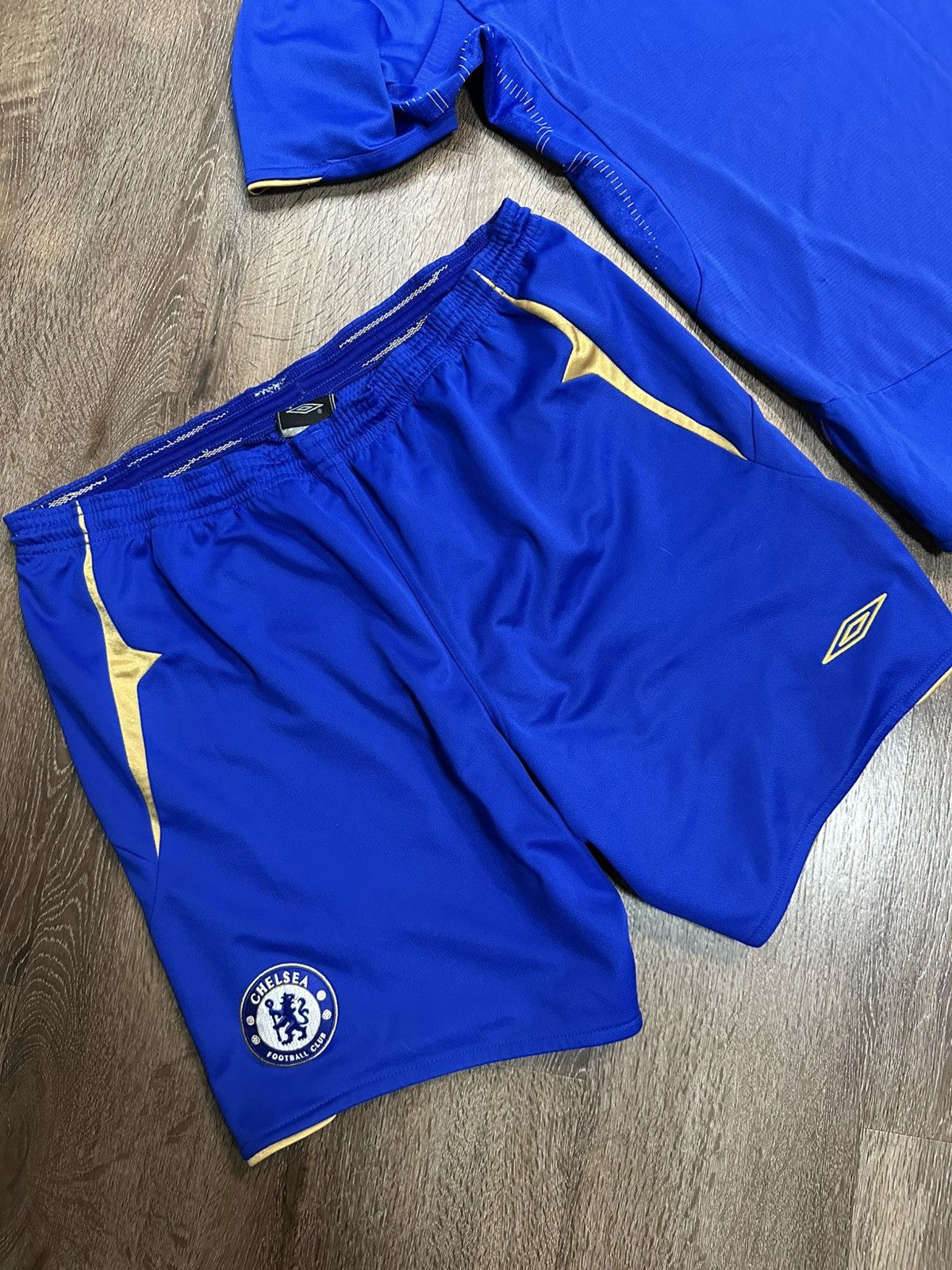 Chelsea Soccer Chelsea FC 2005/06 Centenary Home Kit Size US L / EU 52-54 / 3 - 8 Thumbnail