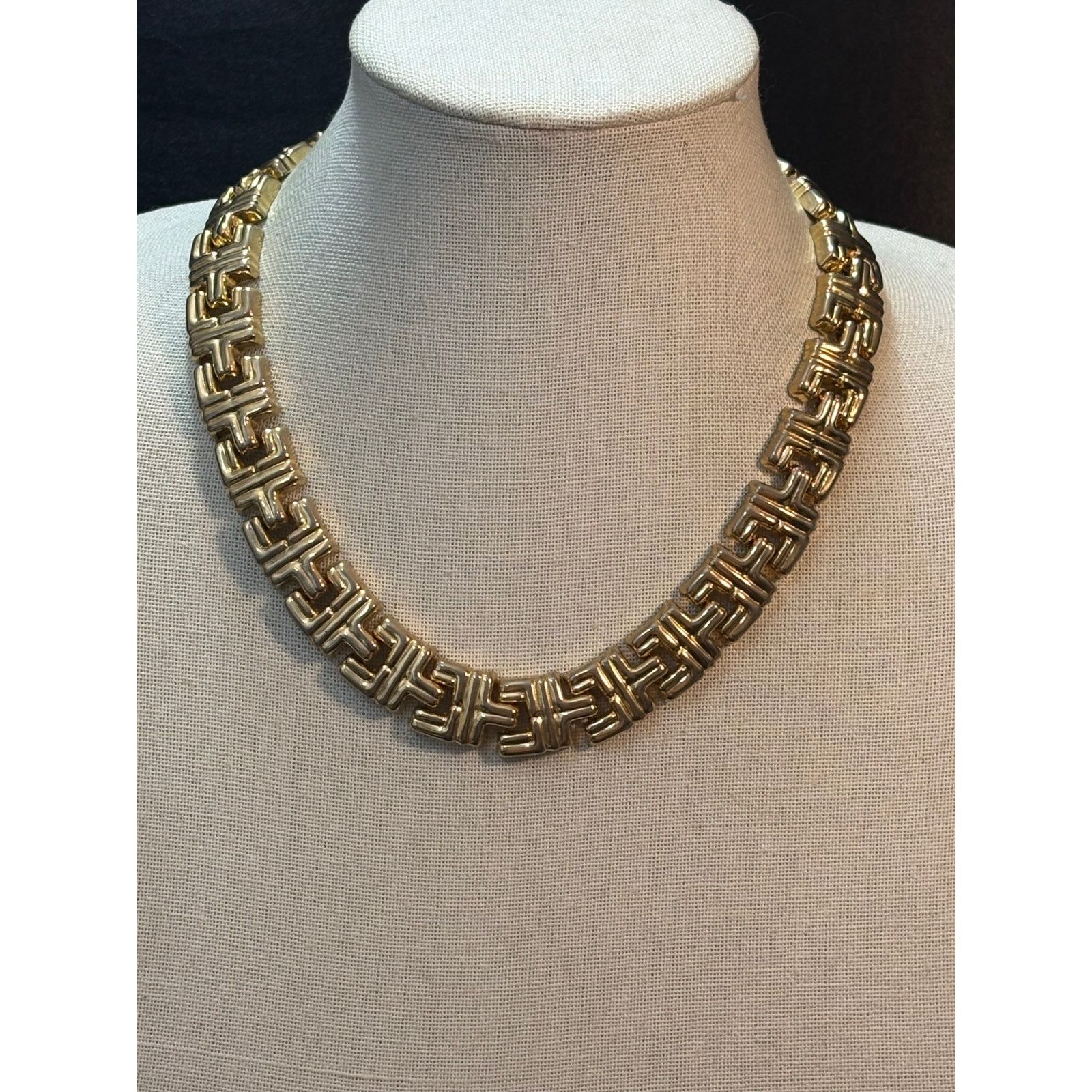 Other Vintage Gold Tone Link Necklace Statement Chunky 18” 90grams Size ONE SIZE - 5 Thumbnail