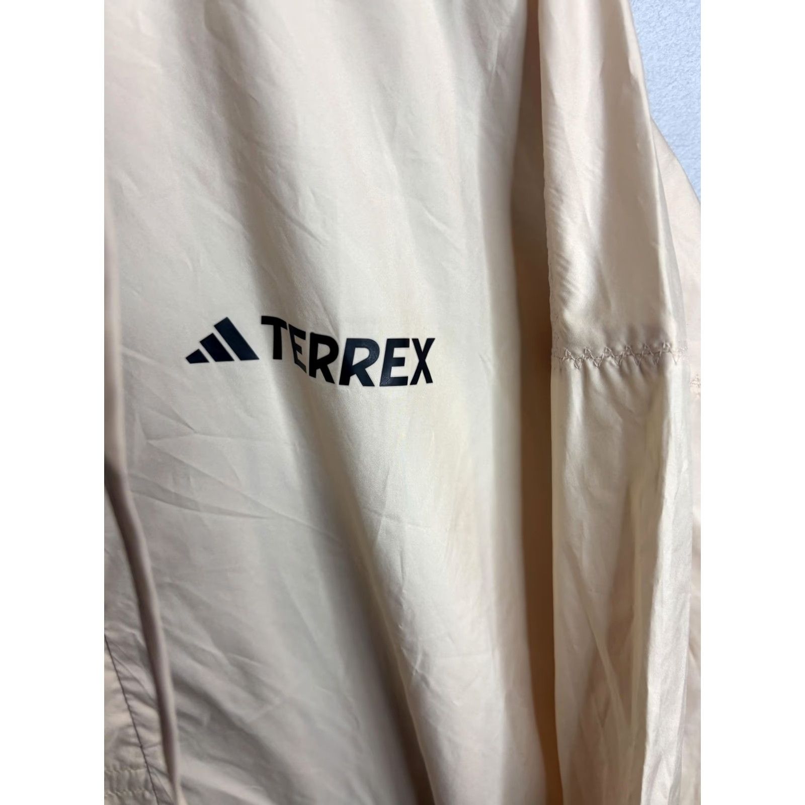 Adidas Adidas Terrex Jacket Mens Large Sand Strata MadeToBeR WindA Pullover Hooded Jacket Windbreaker Outdoor Hiking Size US L / EU 52-54 / 3 - 4 Thumbnail