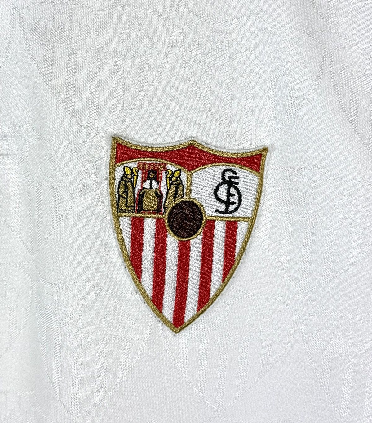 Other Sevilla FC 1992/1993 Retro Football Shirt Soccer Jersey top Size US S / EU 44-46 / 1 - 3 Thumbnail