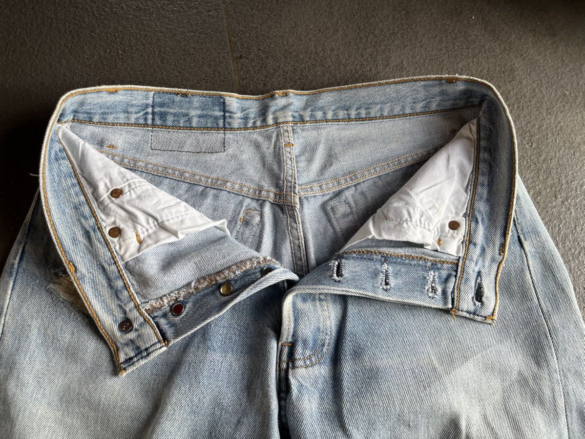 Levi's 32X36 Levi’s 501 Distressed Sun Faded 90’s Size US 32 / EU 48 - 11 Thumbnail