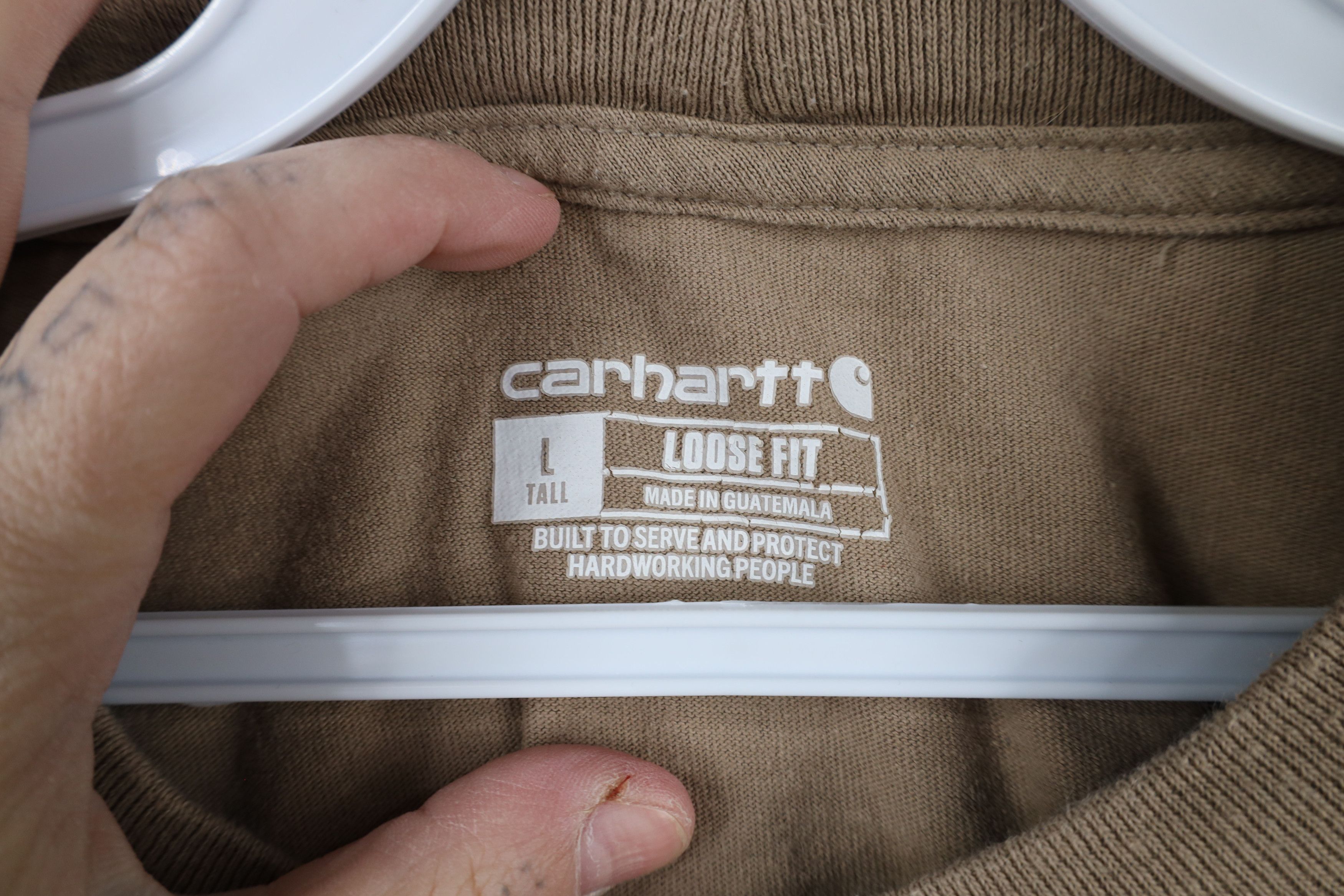 Carhartt × Vintage Vintage Y2K Carhartt Spell Out Pocket T-Shirt Desert Brown Size US L / EU 52-54 / 3 - 7 Thumbnail