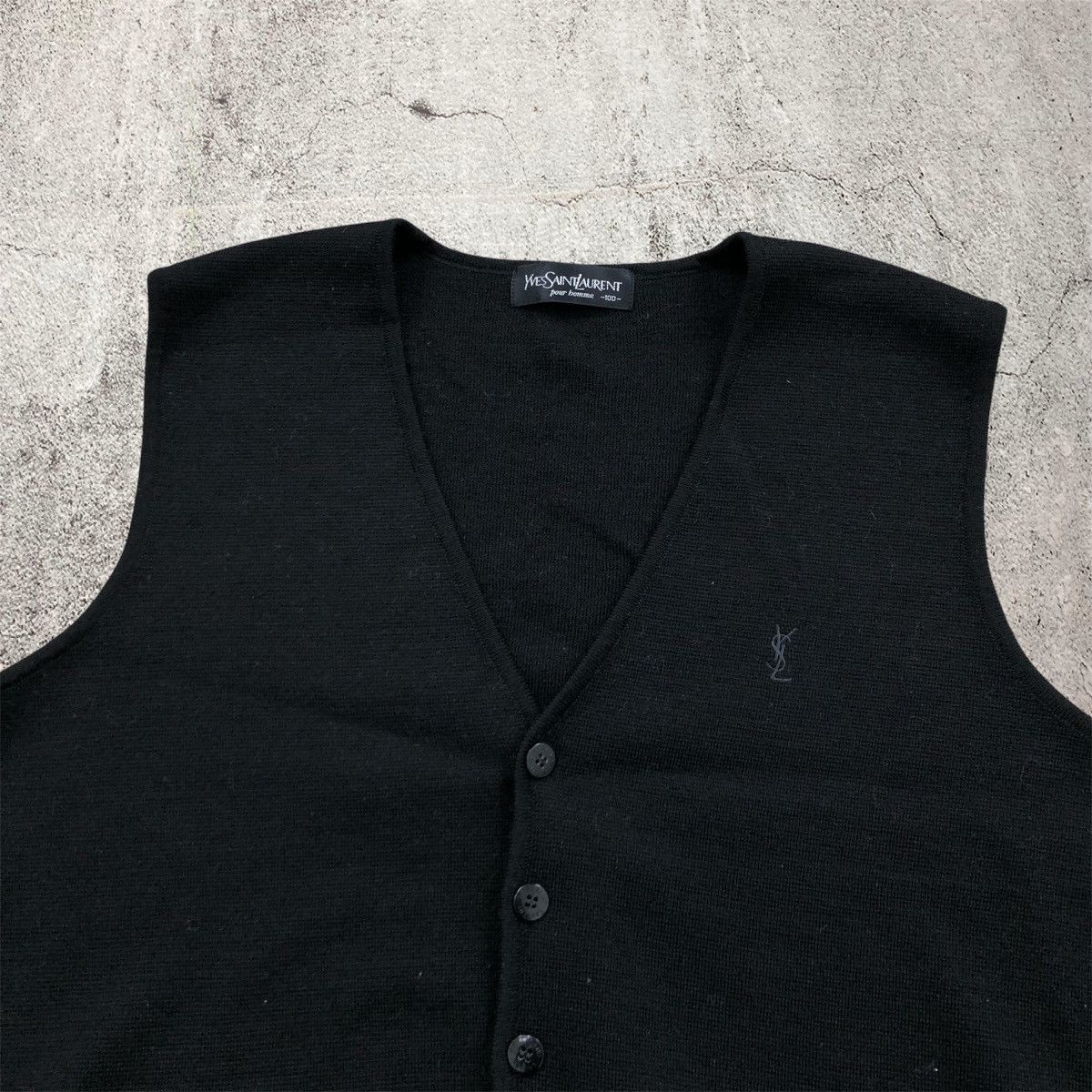 Yves Saint Laurent Vintage Yves Saint Laurent Pour Homme Knit Vest Black Luxury Size US L / EU 52-54 / 3 - 4 Thumbnail