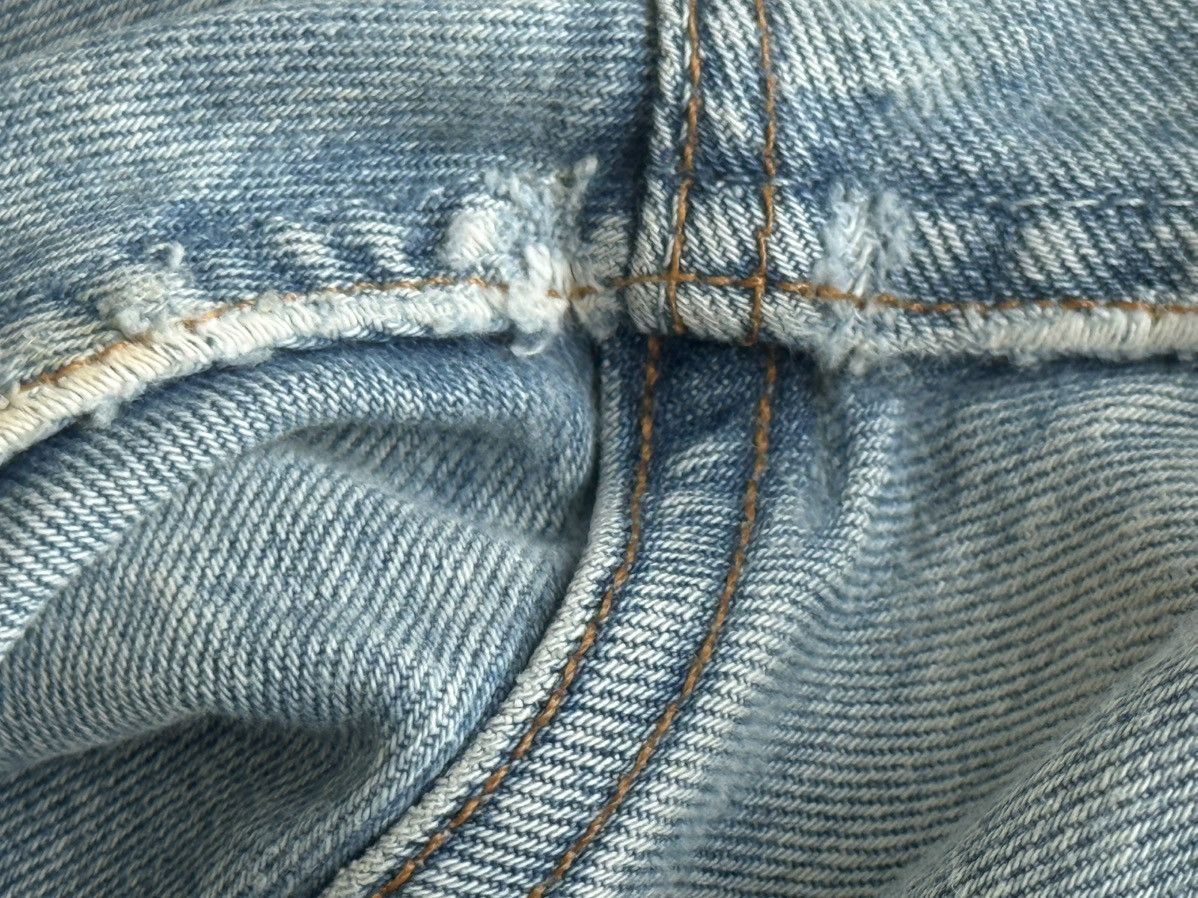 Levi's Distressed Vintage 90s Levi’s 501 Denim Jeans Size US 31 - 11 Thumbnail