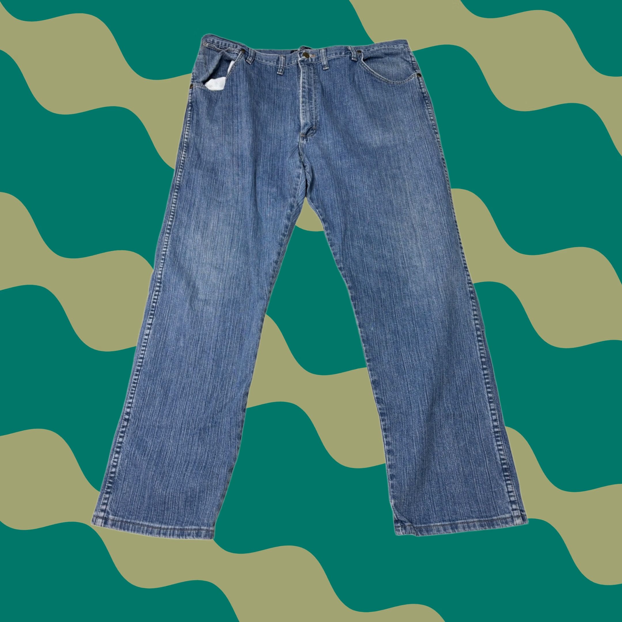 Wrangler VINTAGE Wrangler Cowboy Cut Collection Jeans 44x32 Medium Wash Bootcut Mens Jeans 44 Inseam 32 Size US 44 / EU 60 - 1 Thumbnail