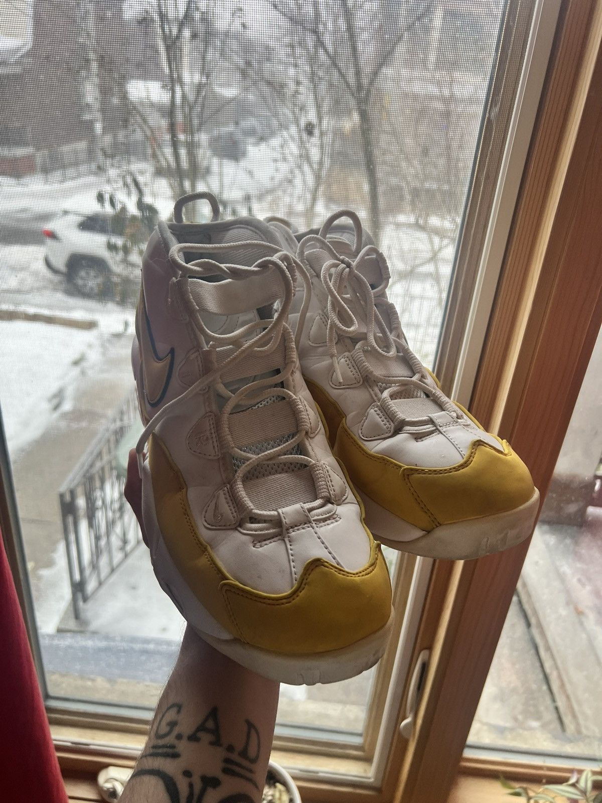 Nike Nike Air Max Uptempo 95 Yellow Size US 10.5 / EU 43-44 - 2 Thumbnail