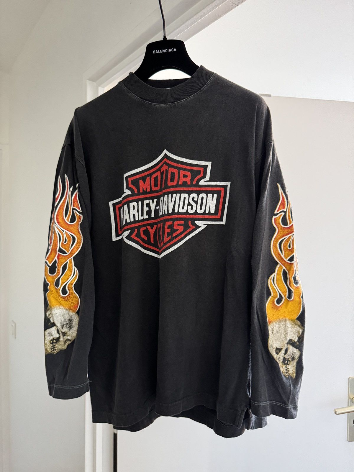 Harley Davidson *RARE* VINTAGE 90s 1990s HARLEY DAVIDSON SKULL FLAME FRANCE Size US XL / EU 56 / 4 - 1 Thumbnail