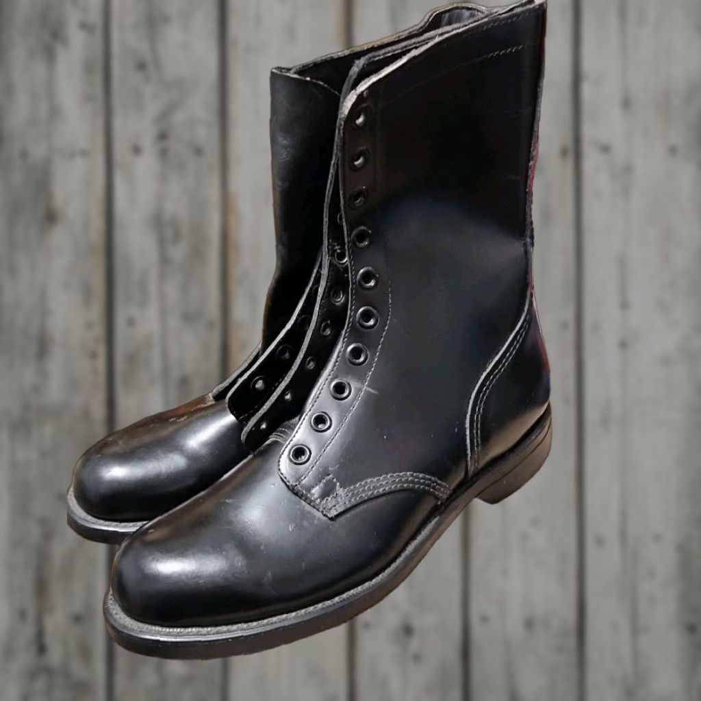 Vintage VINTAGE US Army Combat Boot Men 13 Black Leather Vulcan Soles Combat Jump Boots 12 Rare Mens Size US 13 / EU 46 - 1 Thumbnail