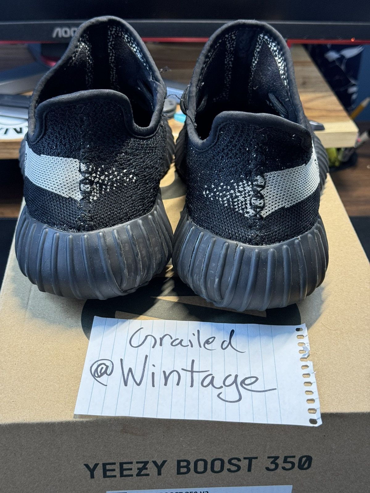 Adidas × Kanye West × Yeezy Yeezy Boost 350 V2 Oreo - 9.5M - Good Condition Size US 9.5 / EU 42-43 - 6 Thumbnail
