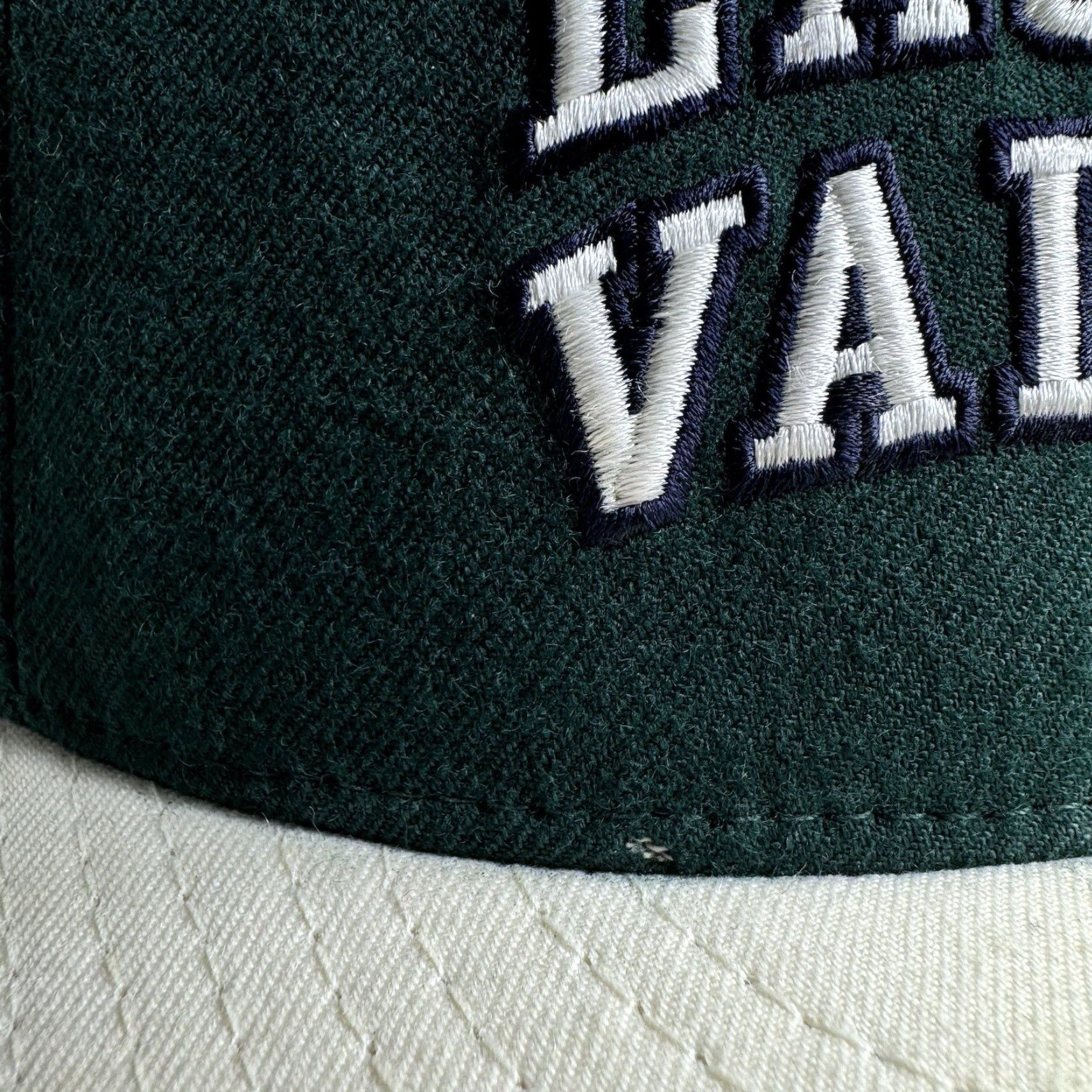 New Era VINTAGE New Era Golf Hat Laurel Valley Fitted 7 1/8 Wool Gray Under Brim Mens Size ONE SIZE - 4 Thumbnail