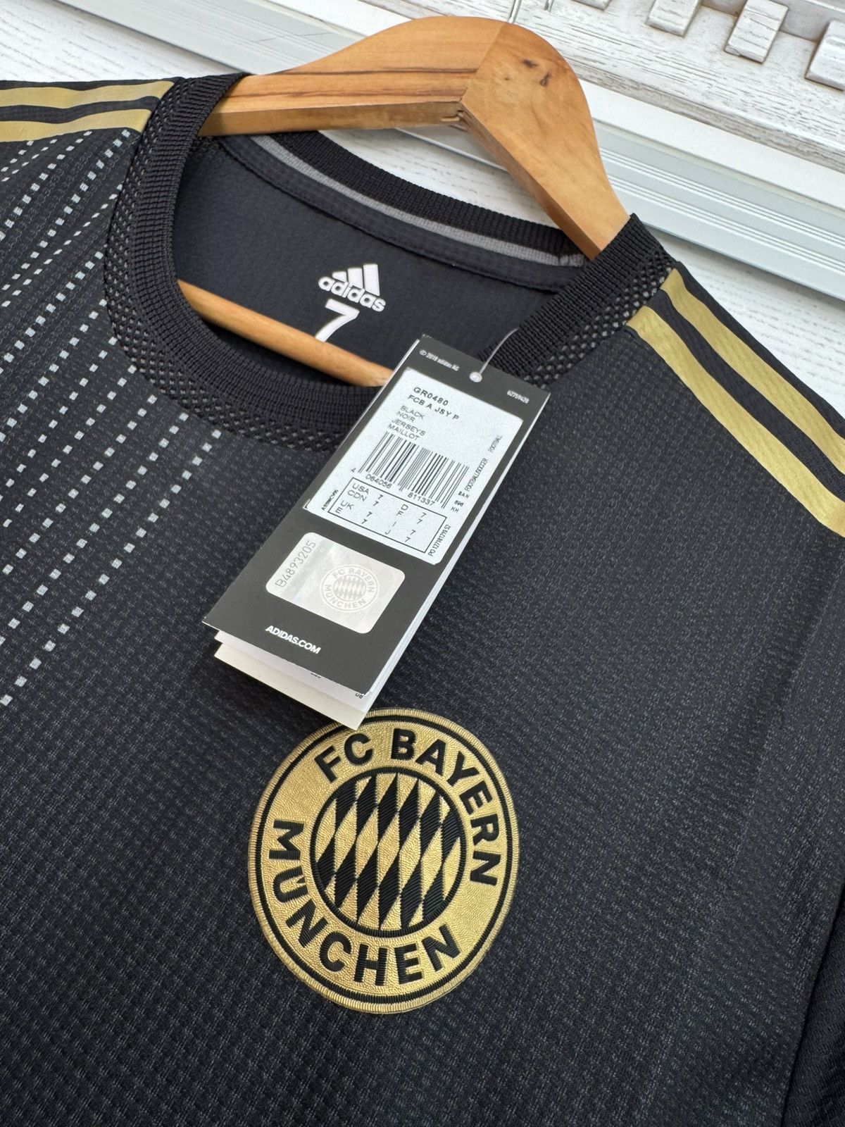 Adidas Bayern Munich 2021-2022 Away Player Issue Soccer Jersey Kit Size US L / EU 52-54 / 3 - 7 Thumbnail