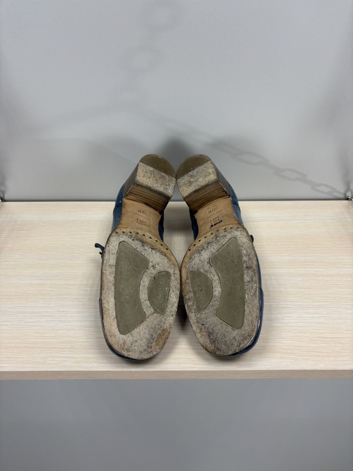 Leather × MoMA Womens leather shoes MOMA Size 37 1/2 Color Blue Size US 7.5 / IT 37.5 - 8 Thumbnail