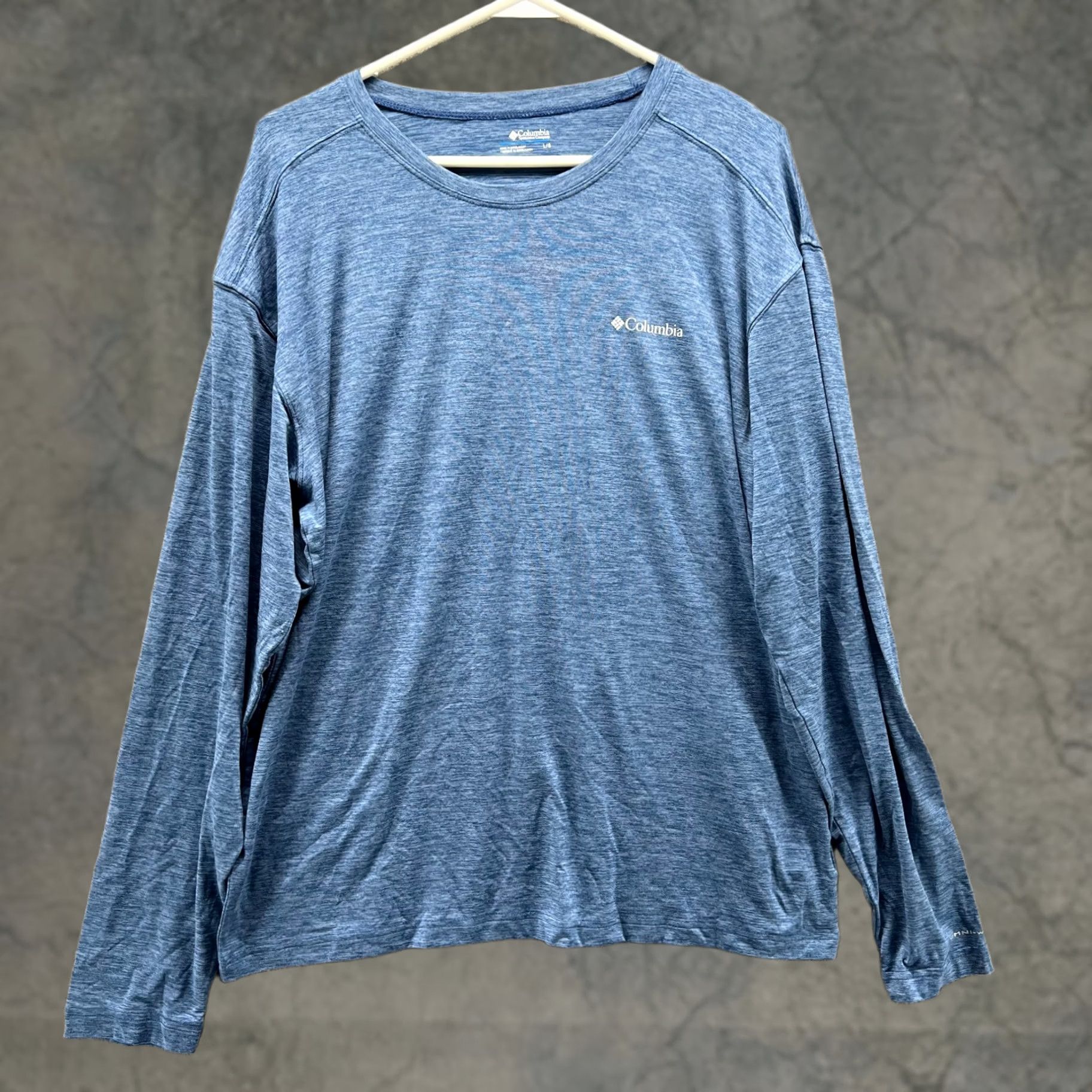 Vintage Columbia Shirt Mens Large Blue Long Sleeve Crewneck RashGuard Heather Size US L / EU 52-54 / 3 - 1 Thumbnail