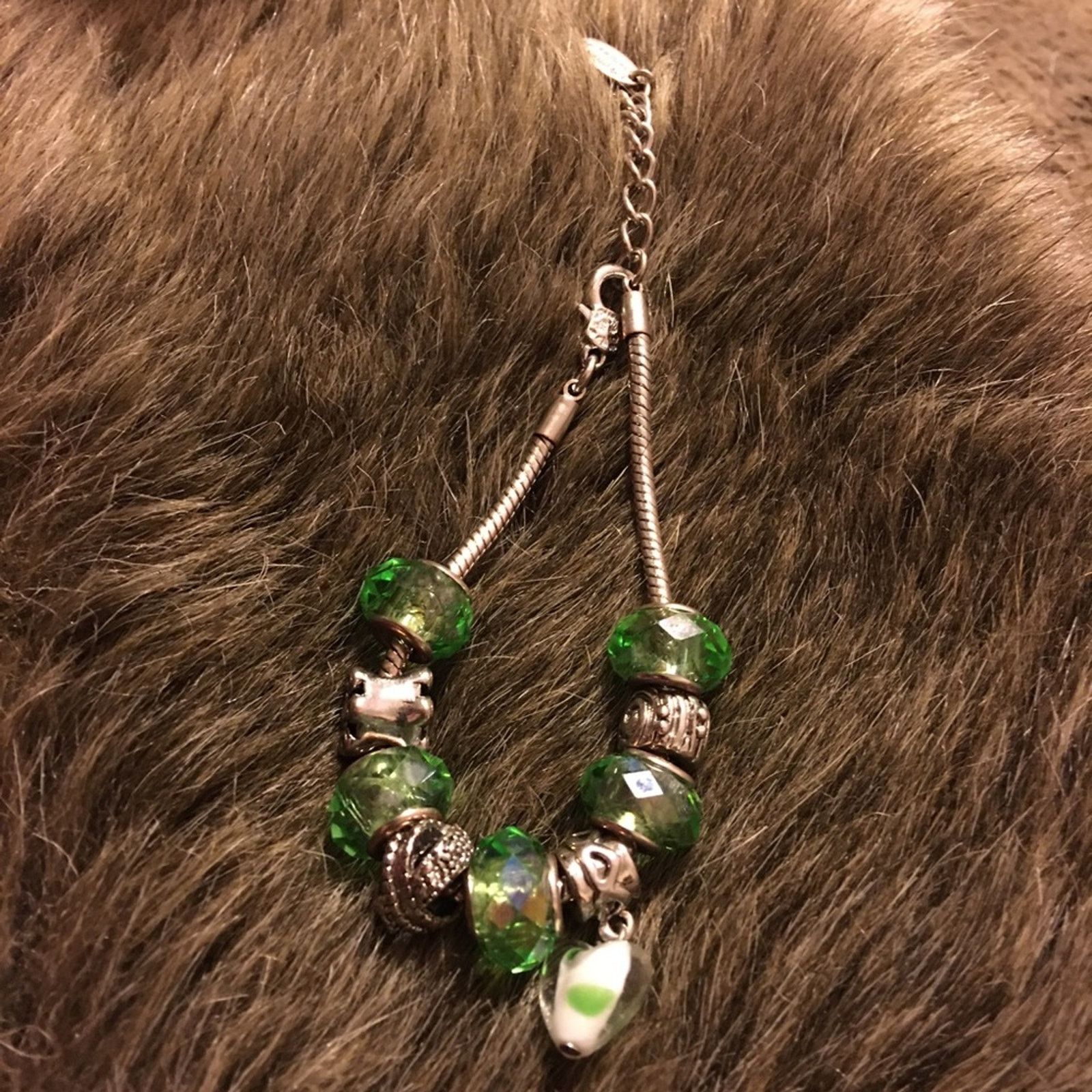 Jewelry Charmed Feelings green & silver charm bracelet Size ONE SIZE - 5 Thumbnail