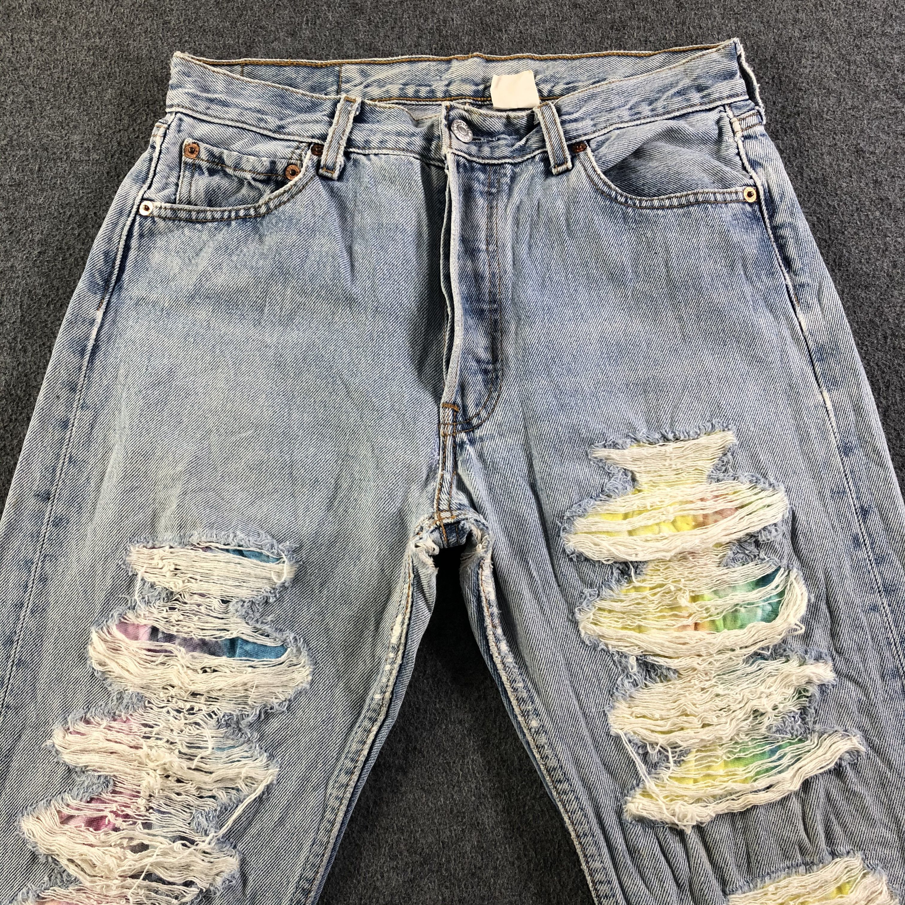 Levi's Vintage 90s Light Wash Levis 501 Jeans-J3812 Size US 29 - 3 Thumbnail