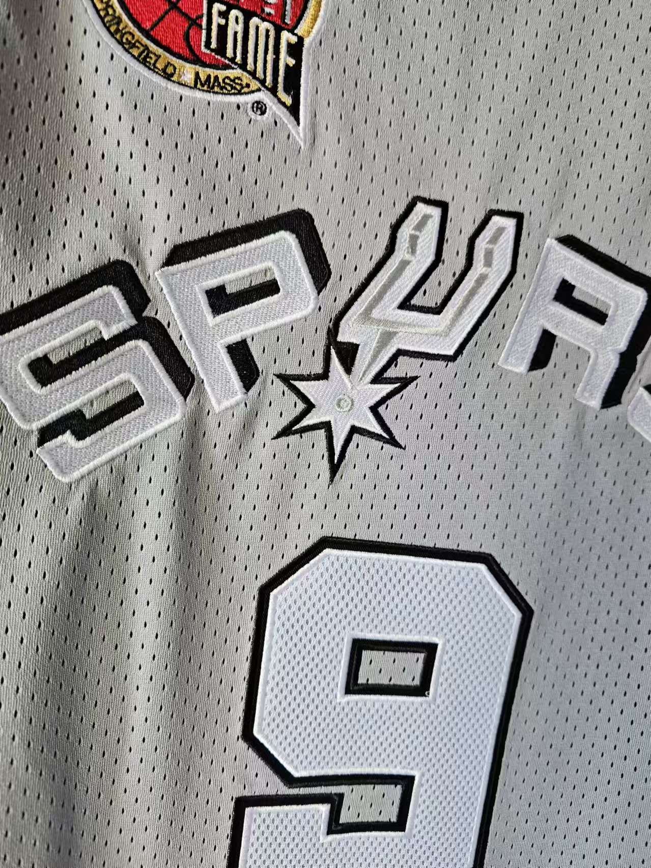 NBA San Antonio Spurs #9 Tony Parker Jersey XL Size US XL / EU 56 / 4 - 3 Thumbnail
