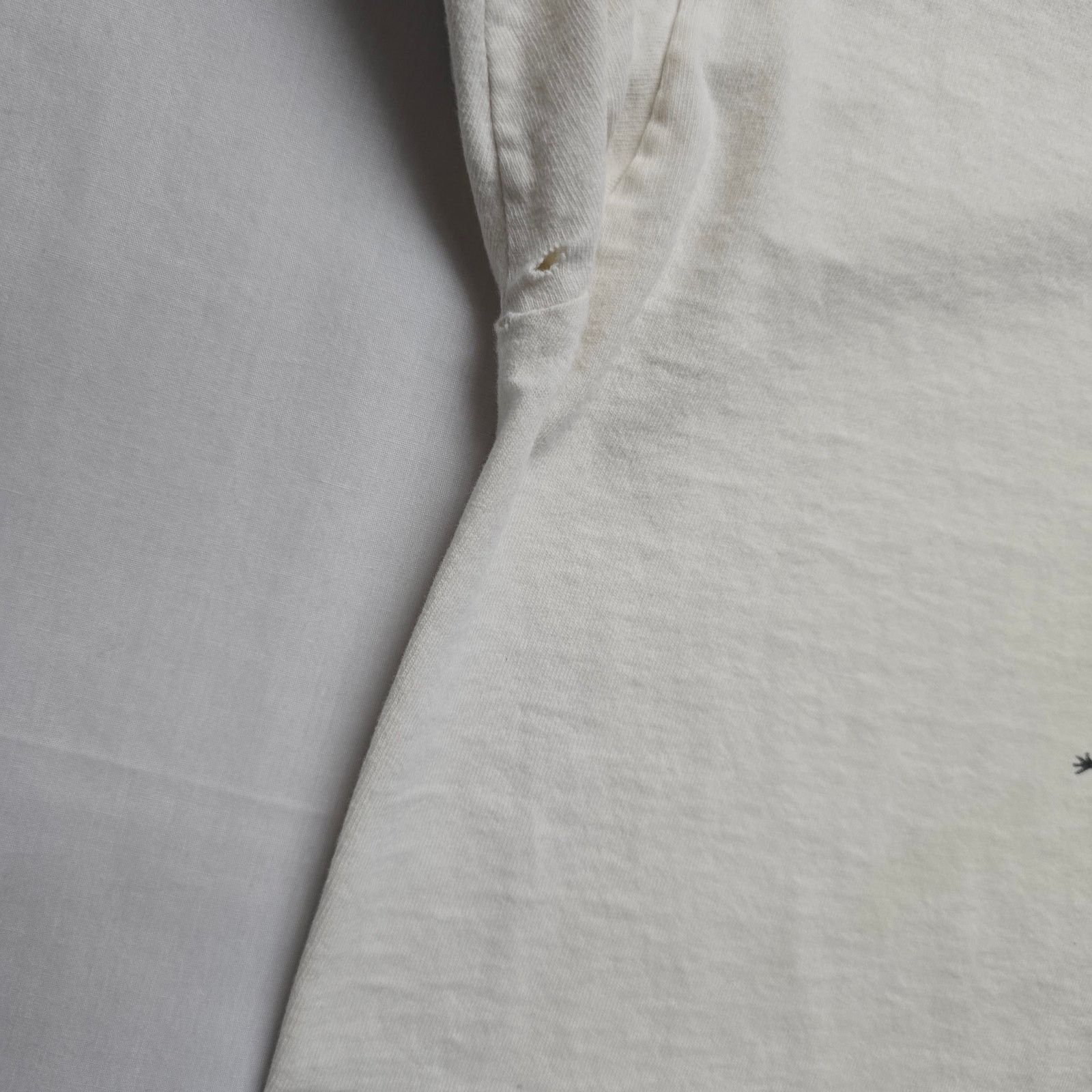 Vintage Vintage Art Of Life Tee CRMC Distressed White L Tee 90s VTG Size L / US 10 / IT 46 - 6 Thumbnail