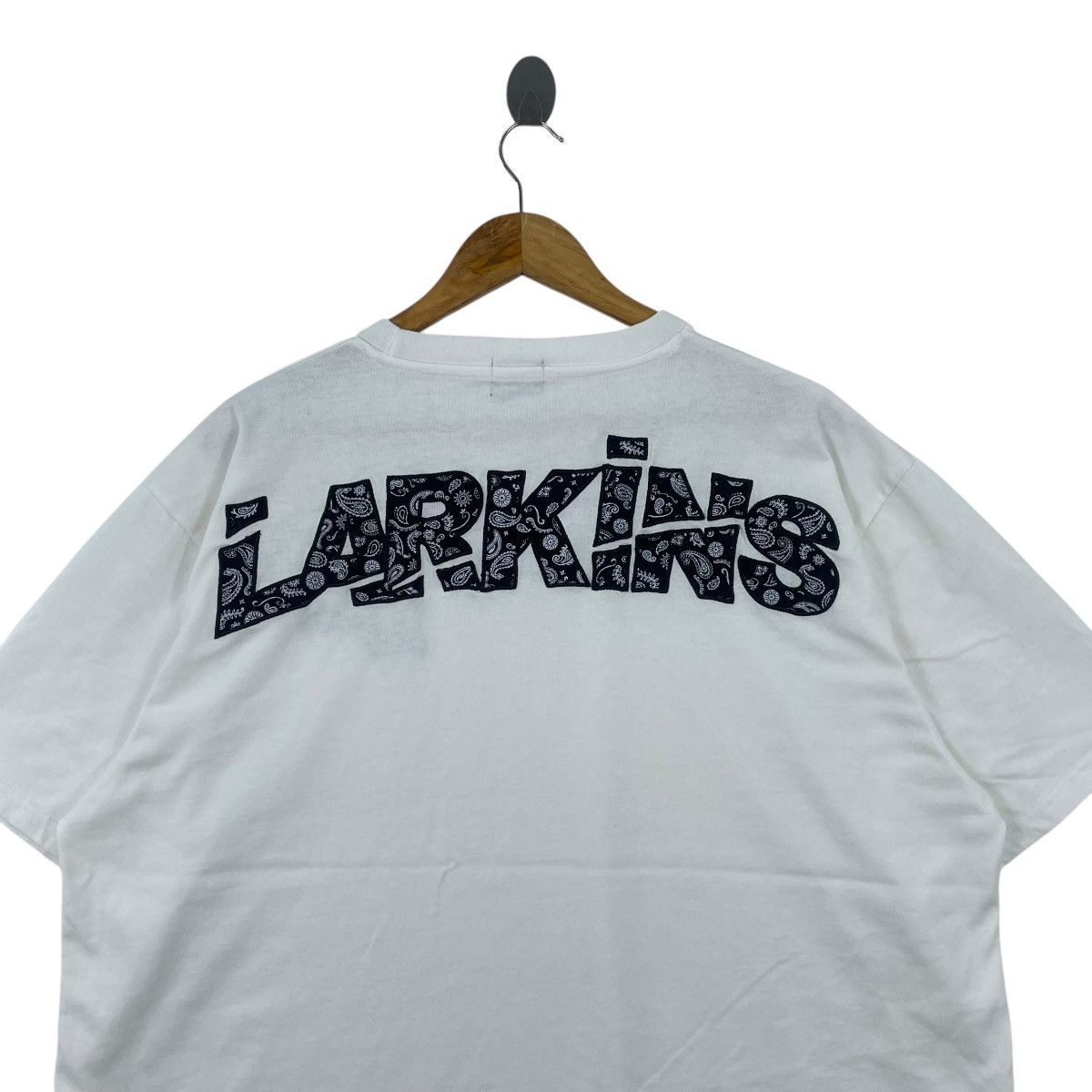 Japanese Brand LARKiNS Paisley Embroider White Tshirt Size US XXL / EU 58 / 5 - 2 Thumbnail