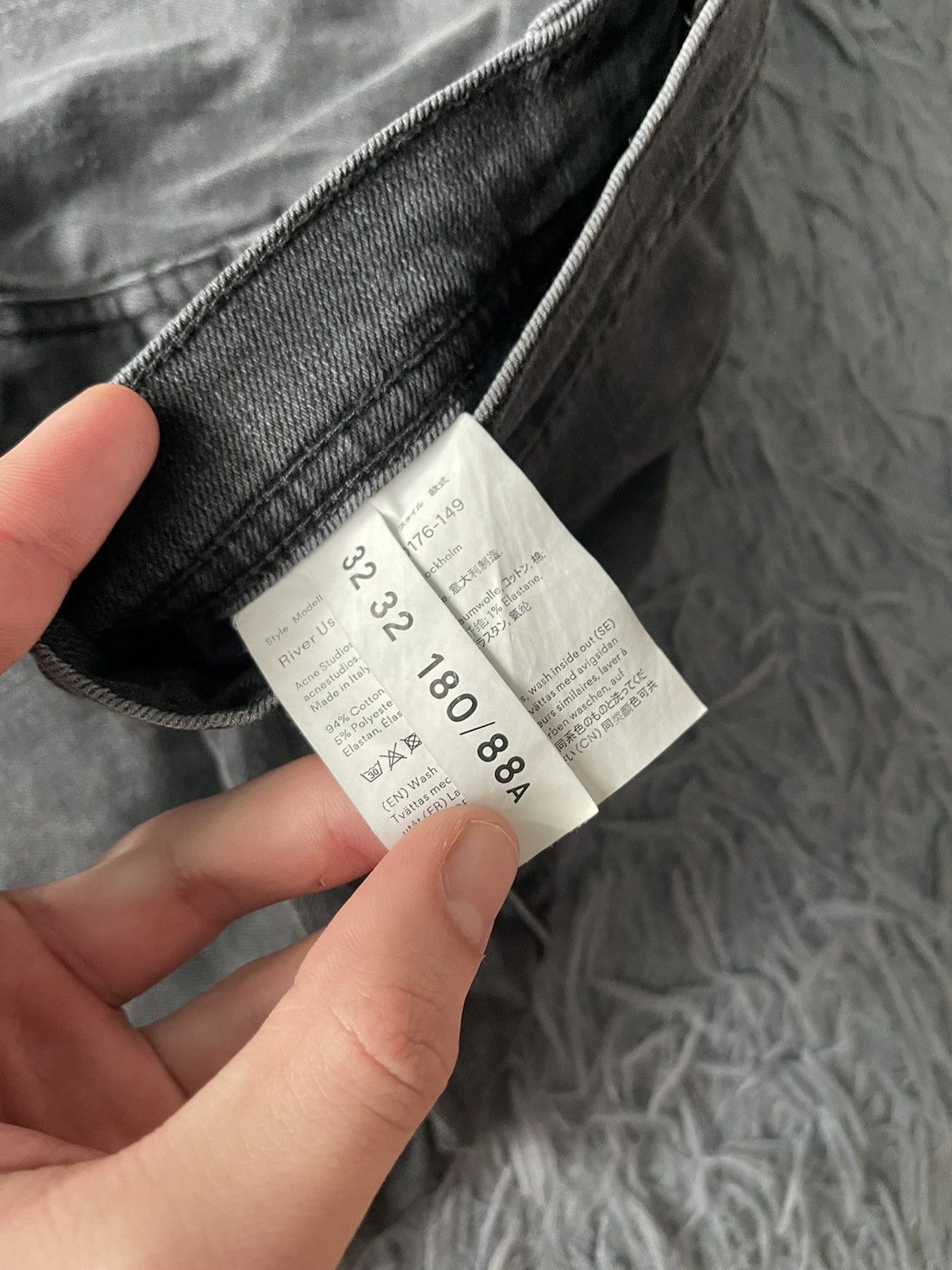Acne Studios Acne Studios avant garde skinny fit graphite jeans denim Size US 32 / EU 48 - 10 Thumbnail