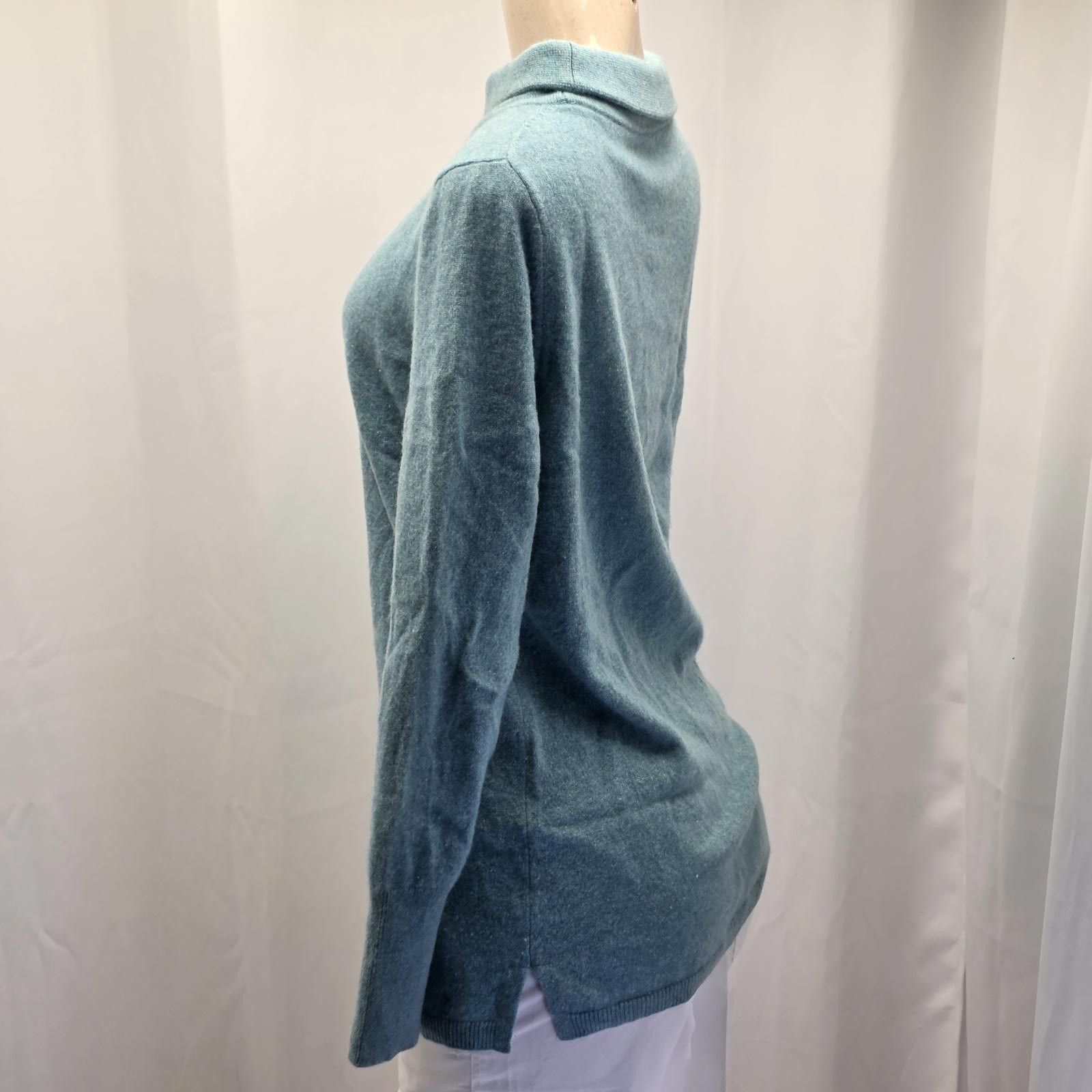 Other Talbots Pure Cashmere Turtleneck Sweater Light Blue Aqua Size L / US 10 / IT 46 - 4 Thumbnail