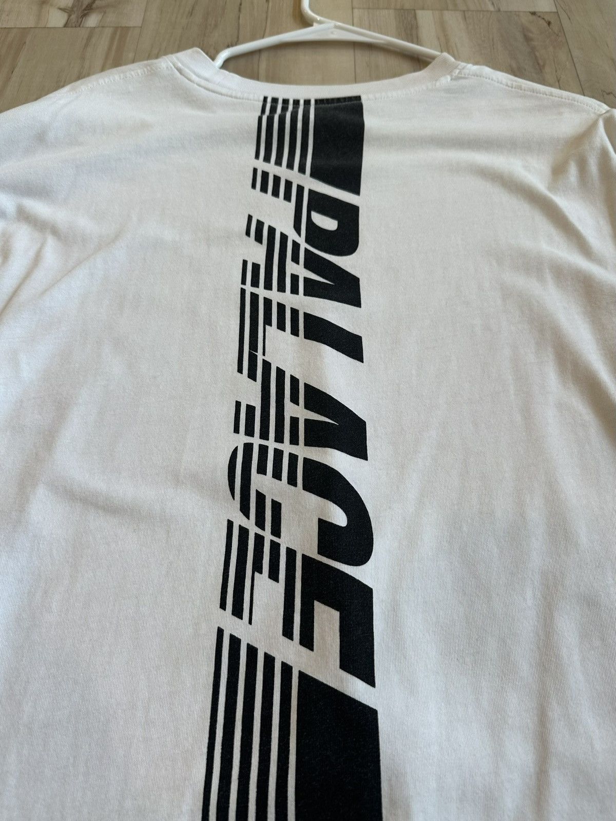 Palace Palace Line Stripe Longsleeve T-Shirt White Size Medium Size US M / EU 48-50 / 2 - 3 Thumbnail
