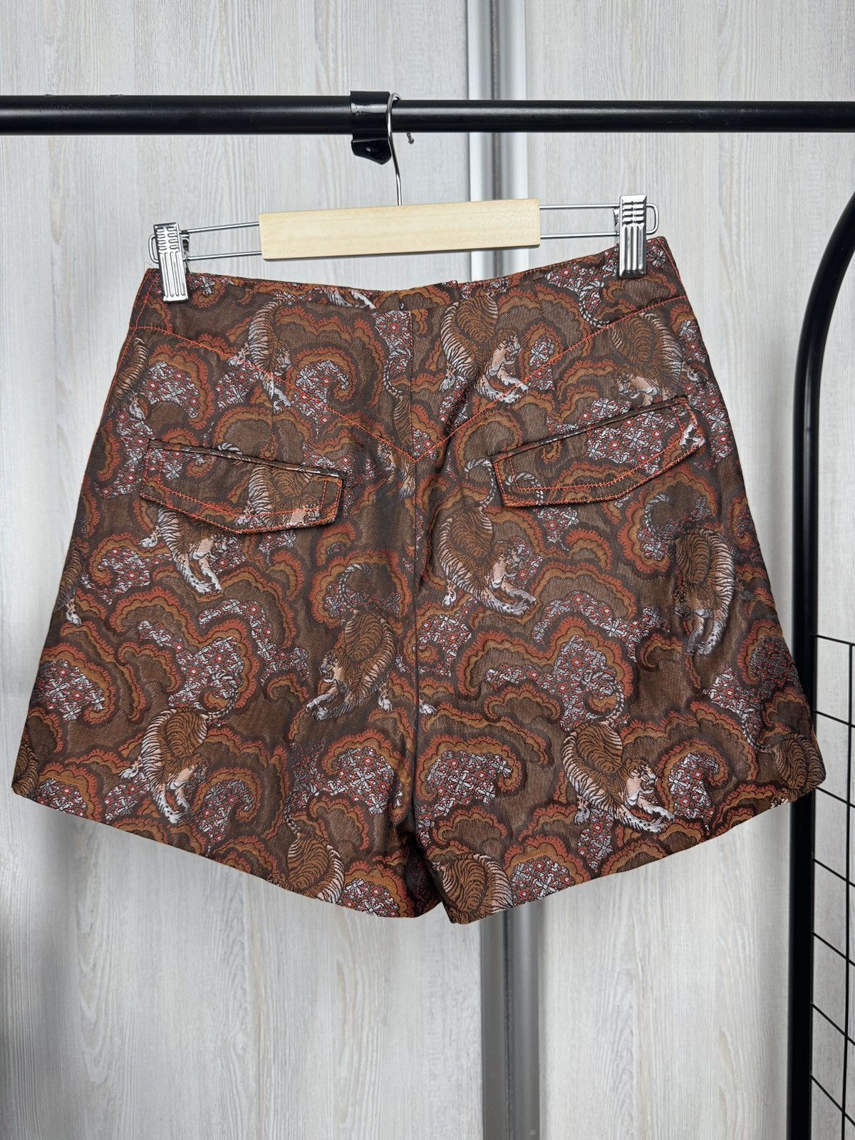 Japanese Brand Sandro Chinagirl Multicolore Tiger Printed Japanese Shorts Size 27" / US 4 / IT 40 - 5 Thumbnail