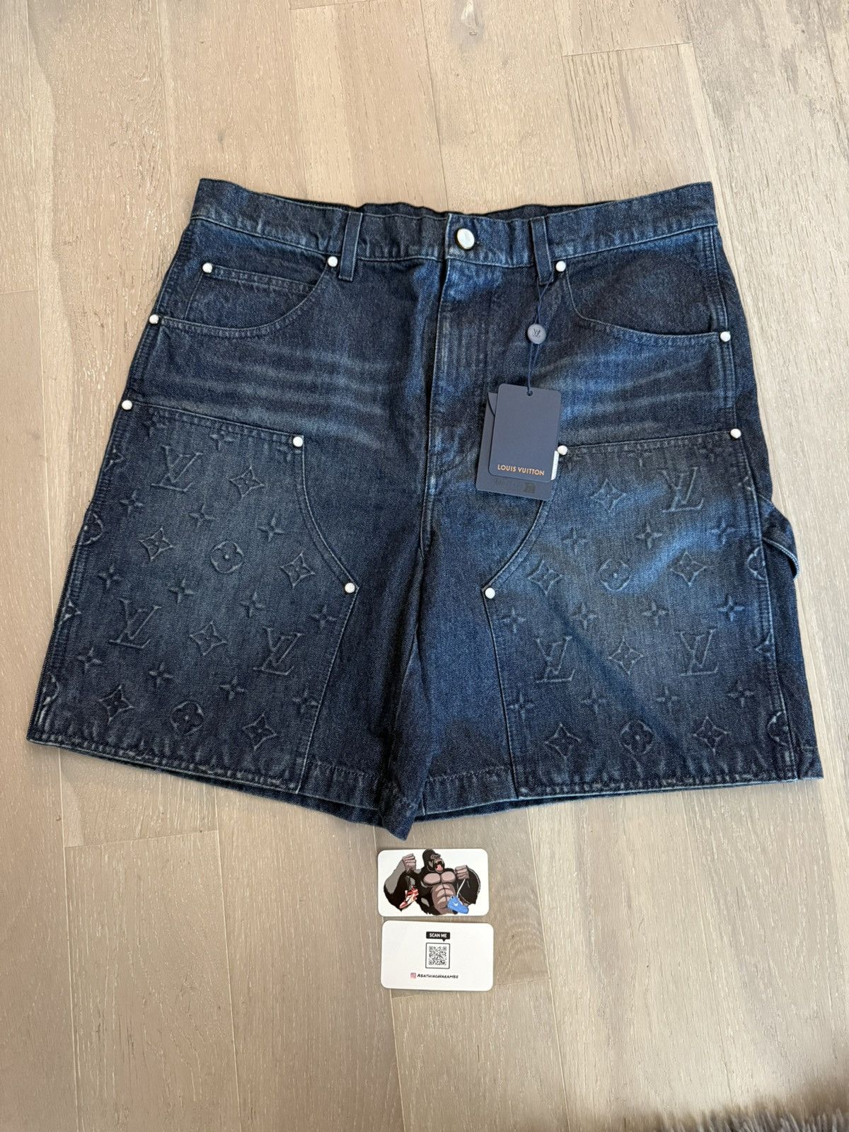 Louis Vuitton Louis Vuitton Denim Carpenter Shorts Washed Blue Size US 38 / EU 54 - 2 Thumbnail