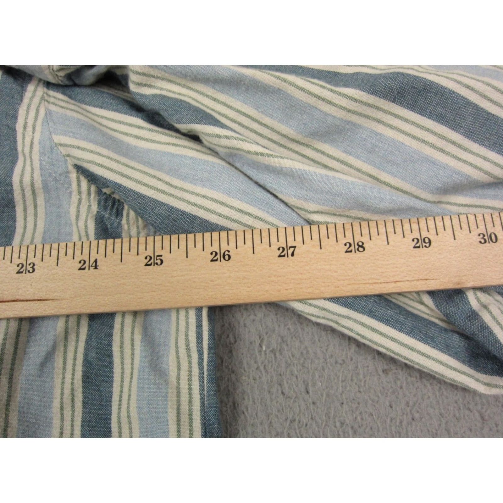 Vintage VINTAGE Woolrich Shirt Mens XL Blue Striped Button-Up Collared Denim 90s Outdoor Workwear 80s 90s Mens XL Blue Woolrich Shirt Size US XL / EU 56 / 4 - 6 Thumbnail