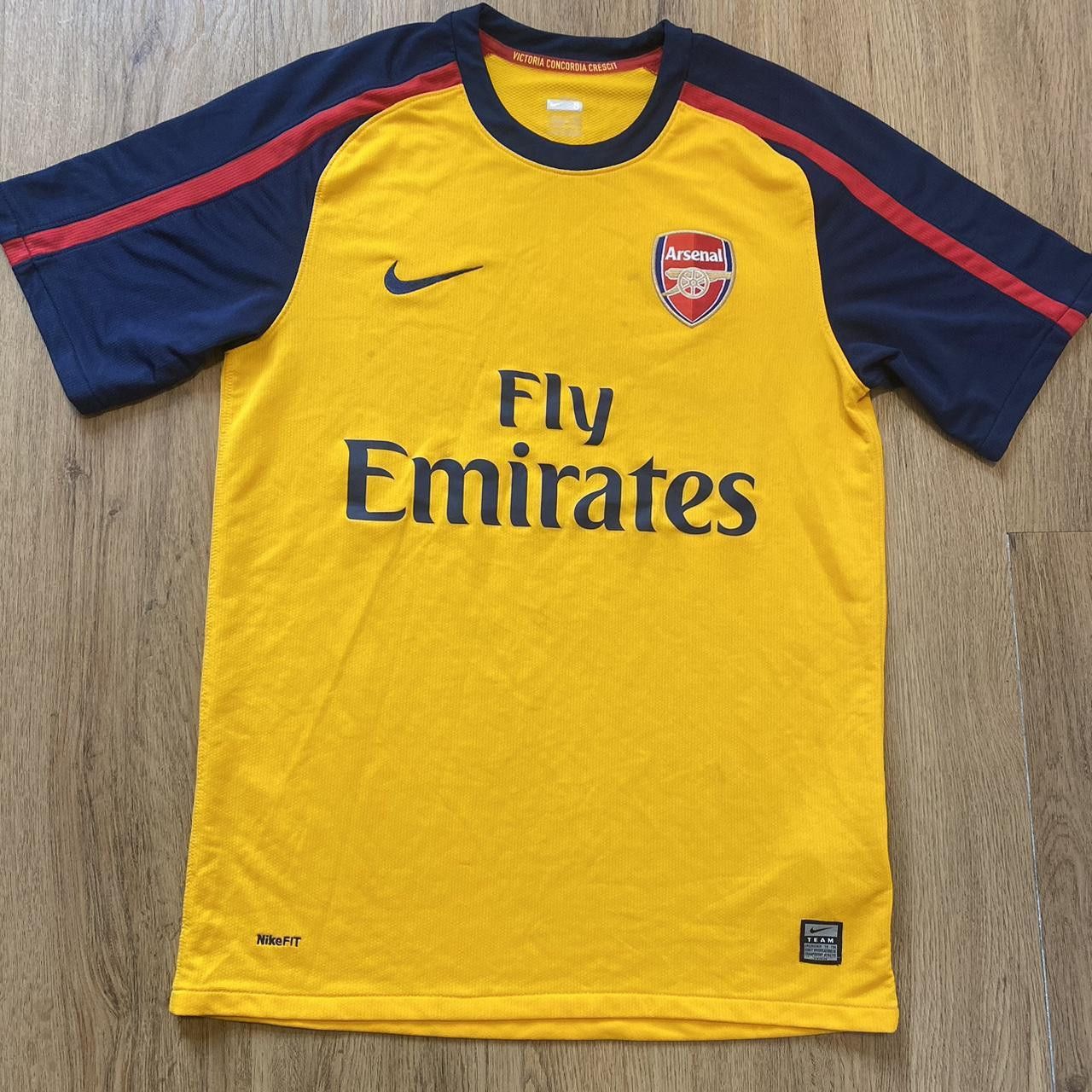 2008 09 struggle Arsenal Nike